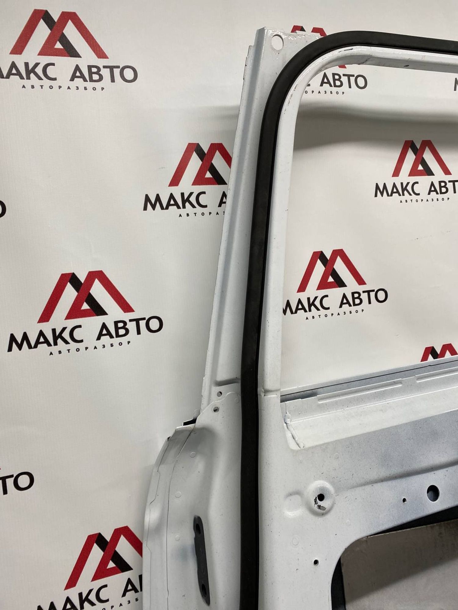 ДЕФЕКТ Дверь задняя правая Land Rover Range Rover Sport L494 2013, 5990 рублей, Краснодар