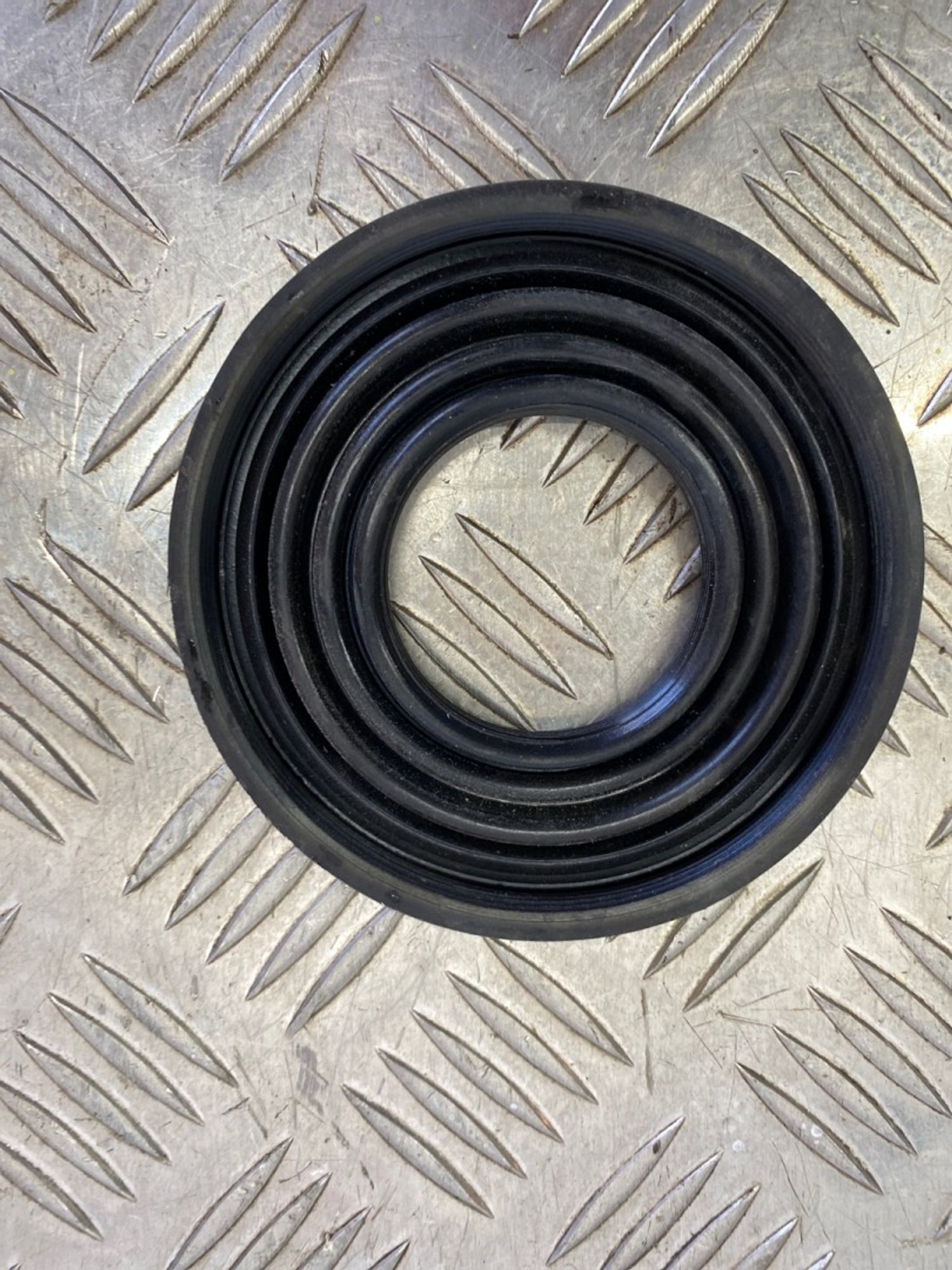 Б/У пыльник фары передний Nissan Pathfinder R52, 499 рублей, Краснодар