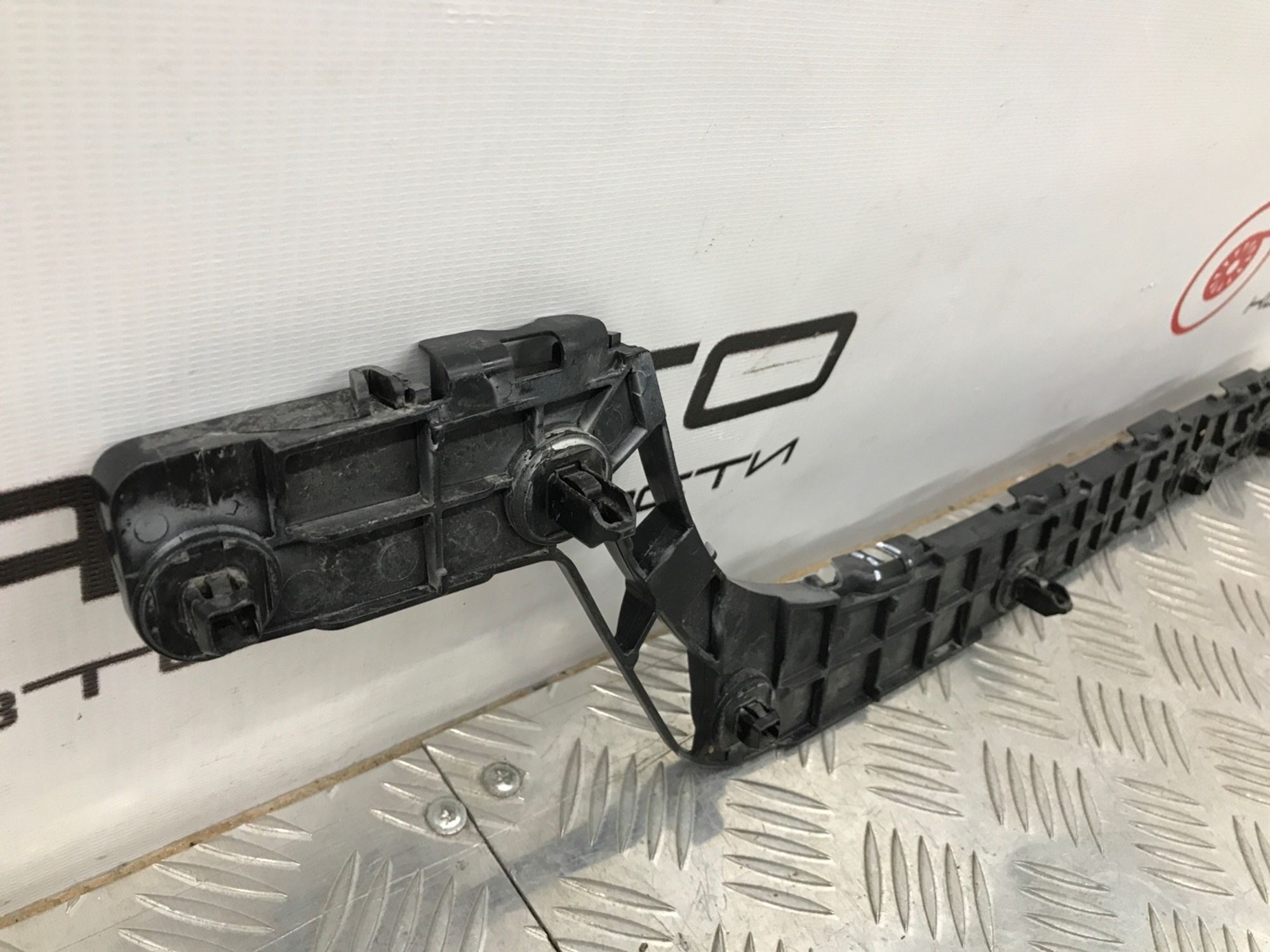 Б/У крепление бампера (кронштейн) задний левый, 940 рублей, Краснодар