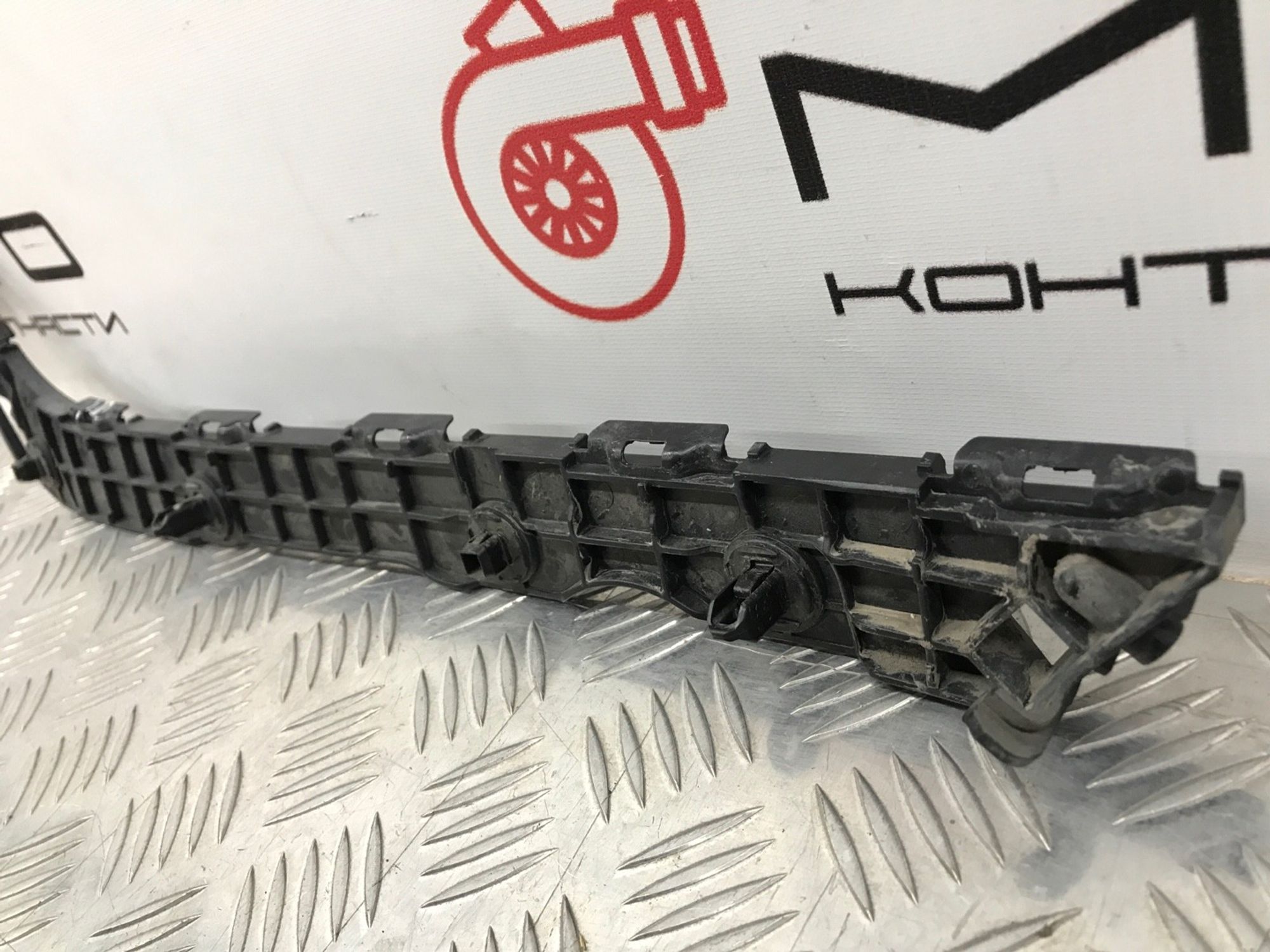 Б/У крепление бампера (кронштейн) задний левый, 940 рублей, Краснодар