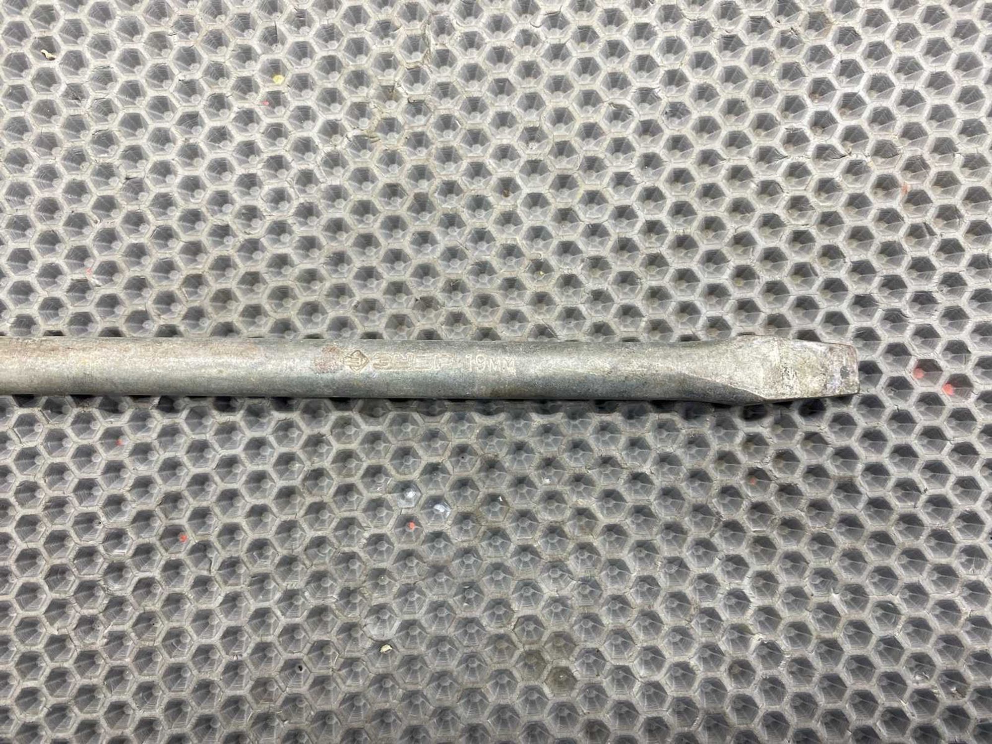 Б/у 19 мм ключ баллонный, 590 рублей, Краснодар