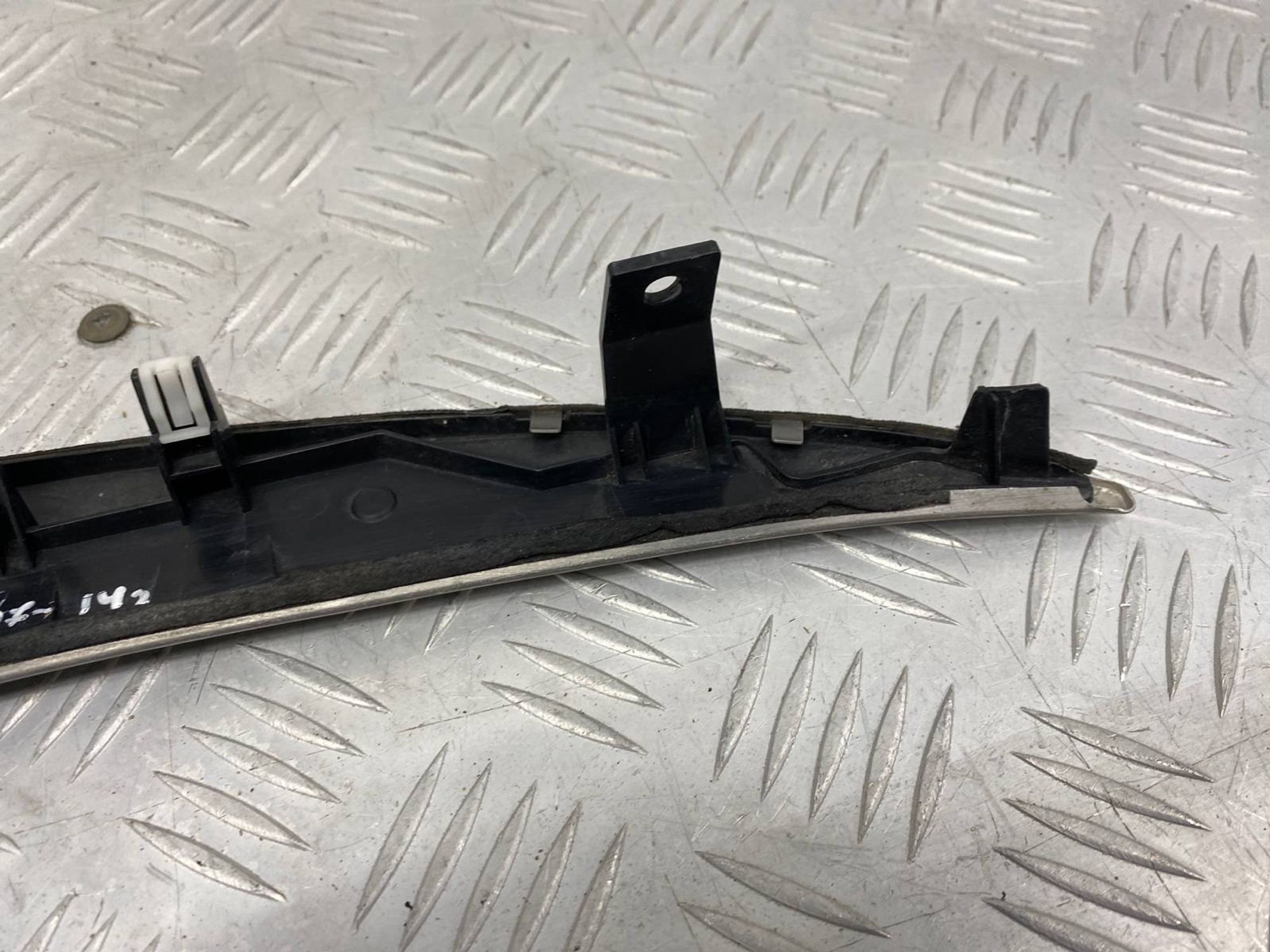 Б/У накладка торпеды передний правый Infiniti G35, 720 рублей, Краснодар