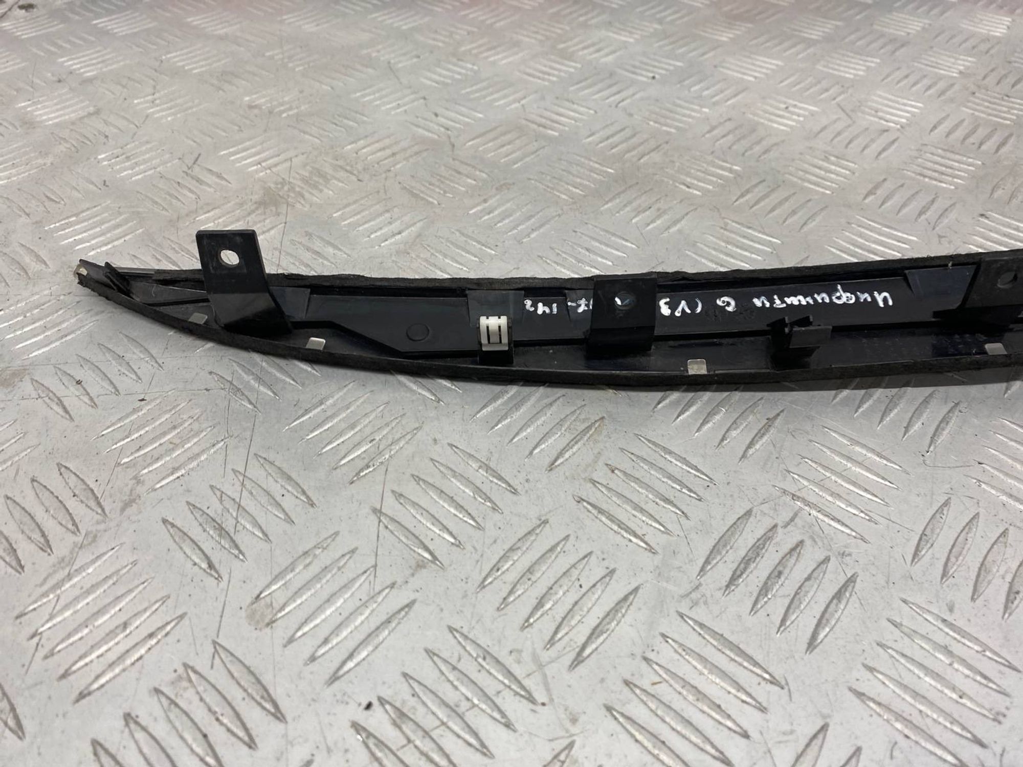 Б/У накладка торпеды передний правый Infiniti G35, 720 рублей, Краснодар