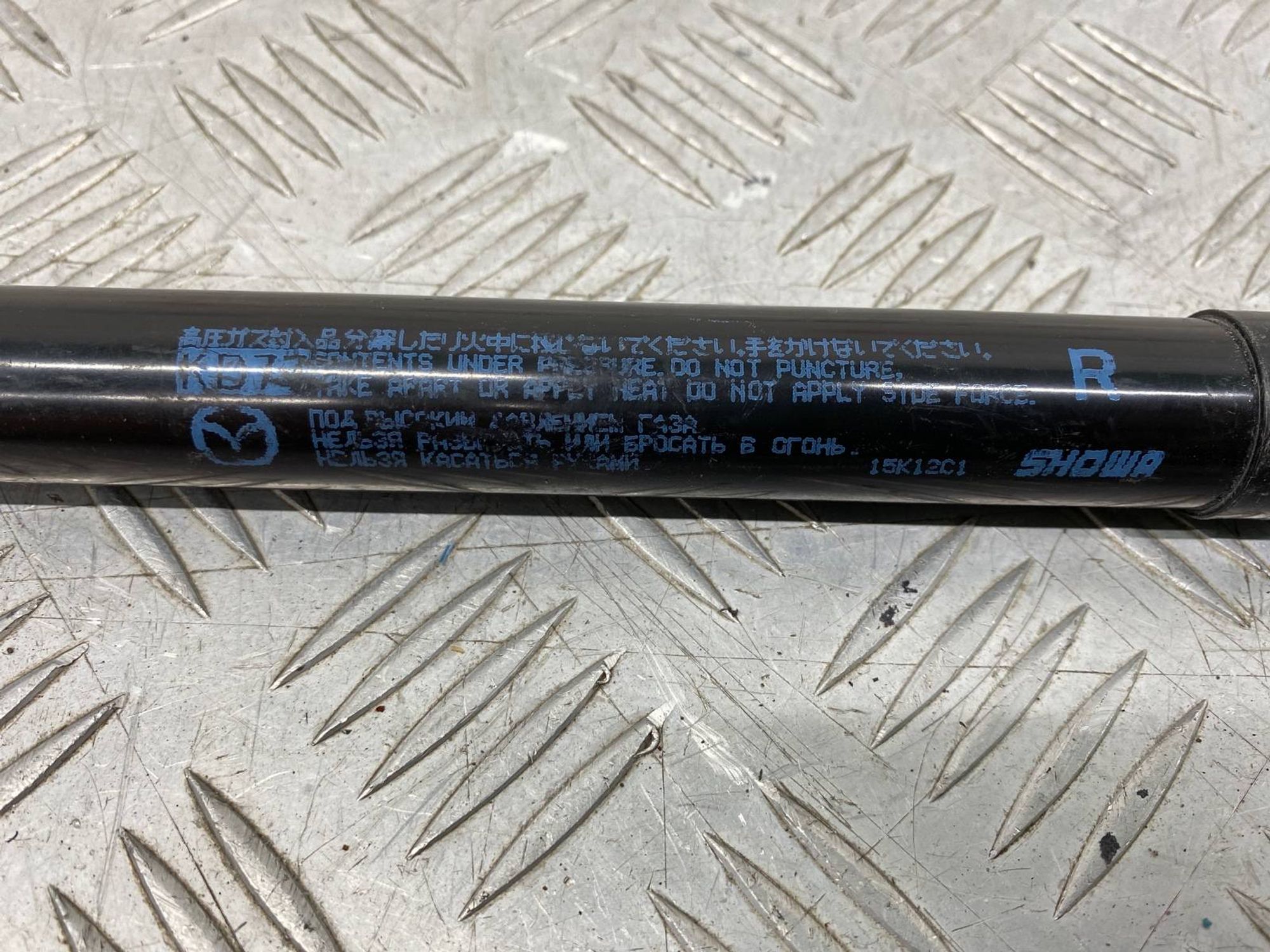 Б/У амортизатор багажника (газлифт, опора) задний, 800 рублей, Краснодар