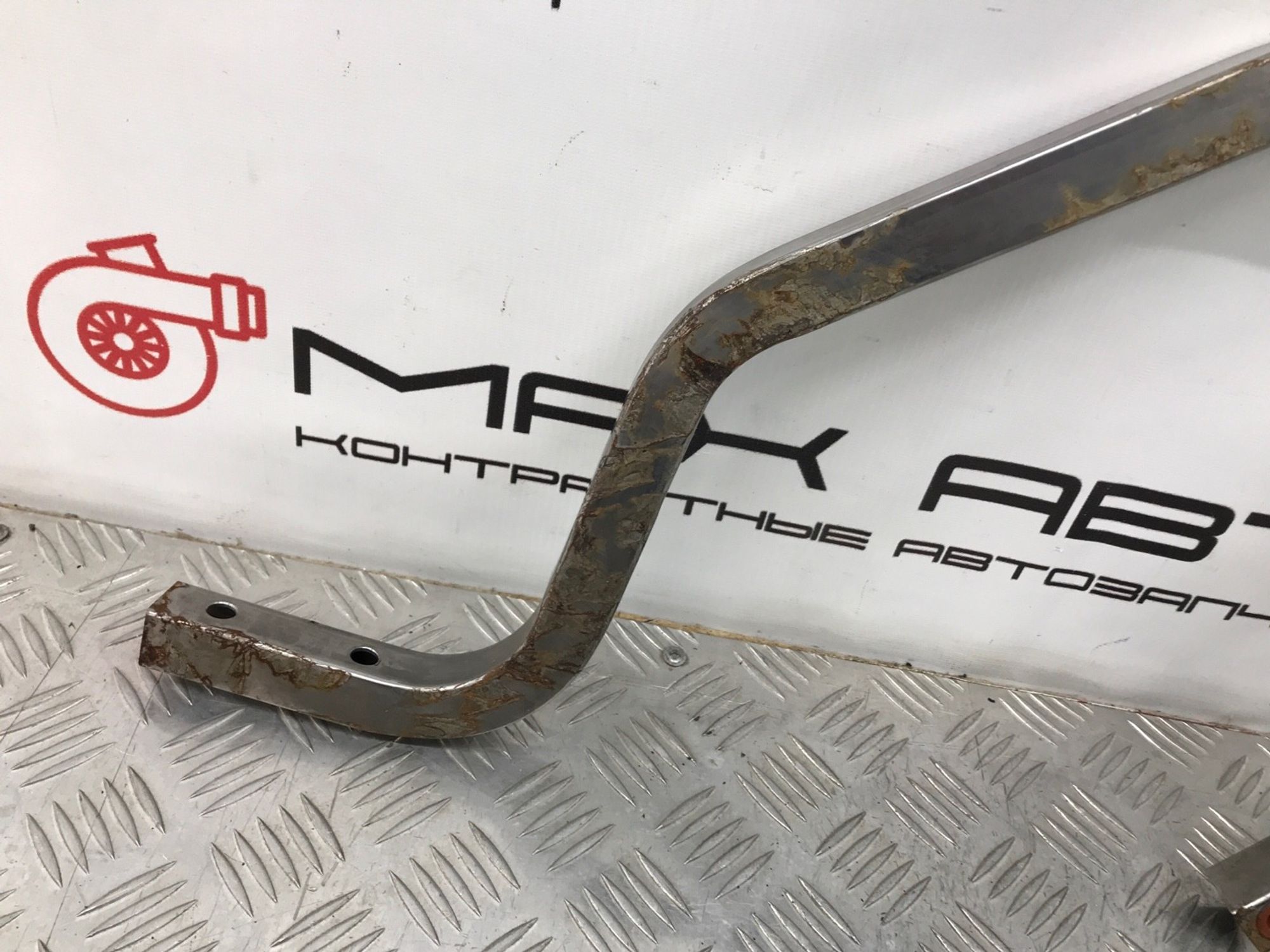 Б/У петля крышки багажника задний правый Renault, 800 рублей, Краснодар