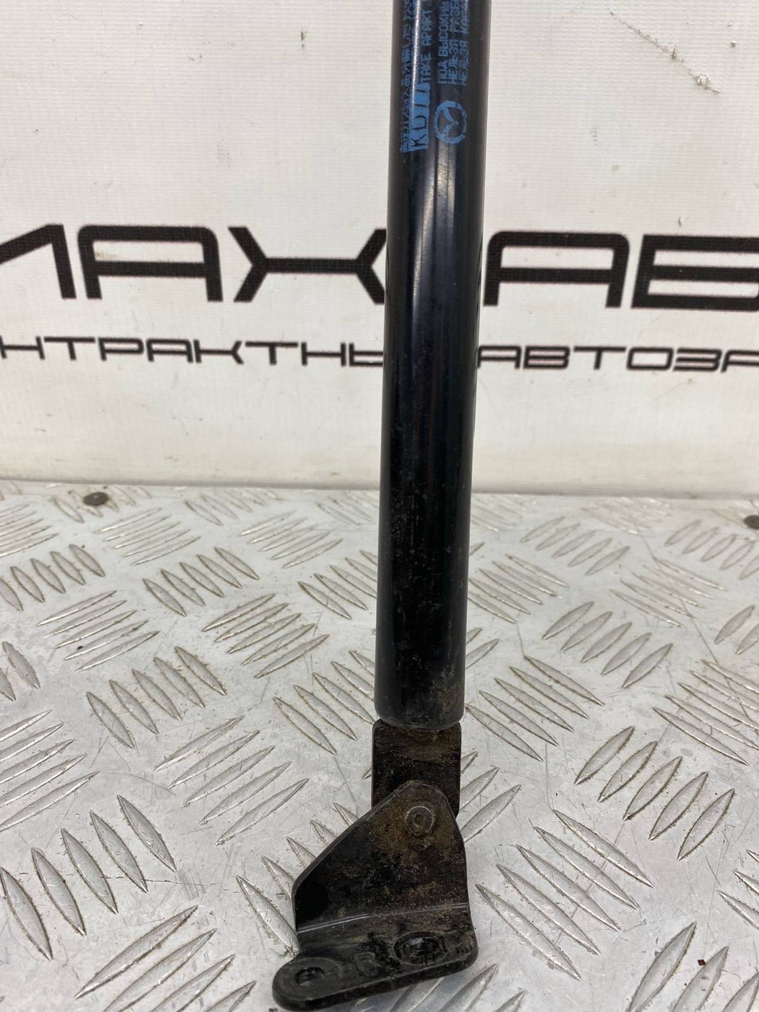 Б/У амортизатор багажника (газлифт, опора) задний, 800 рублей, Краснодар