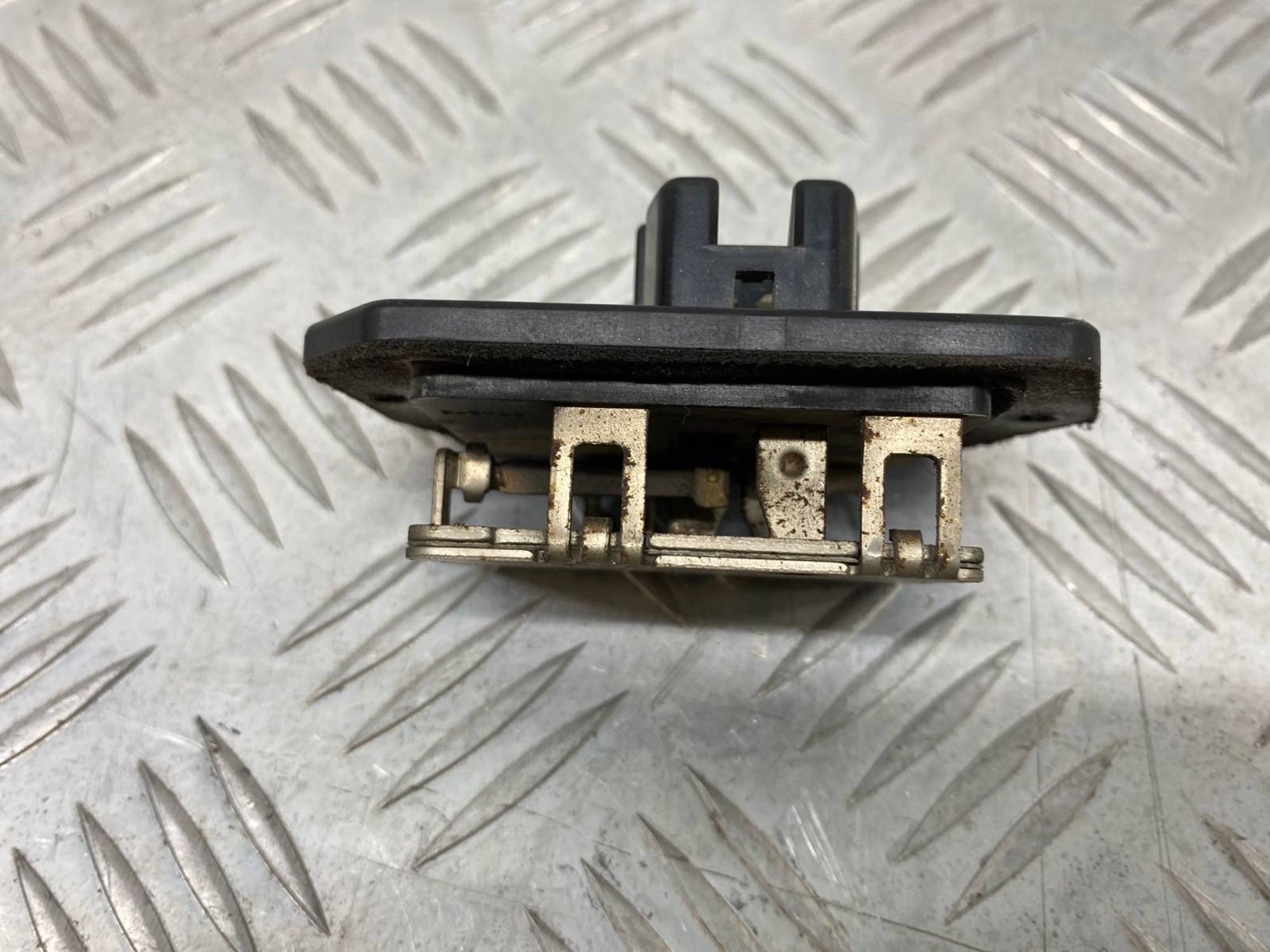 Б/У Резистор (реостат) отопителя (печки) Toyota Corolla 2007, 590 рублей, Краснодар