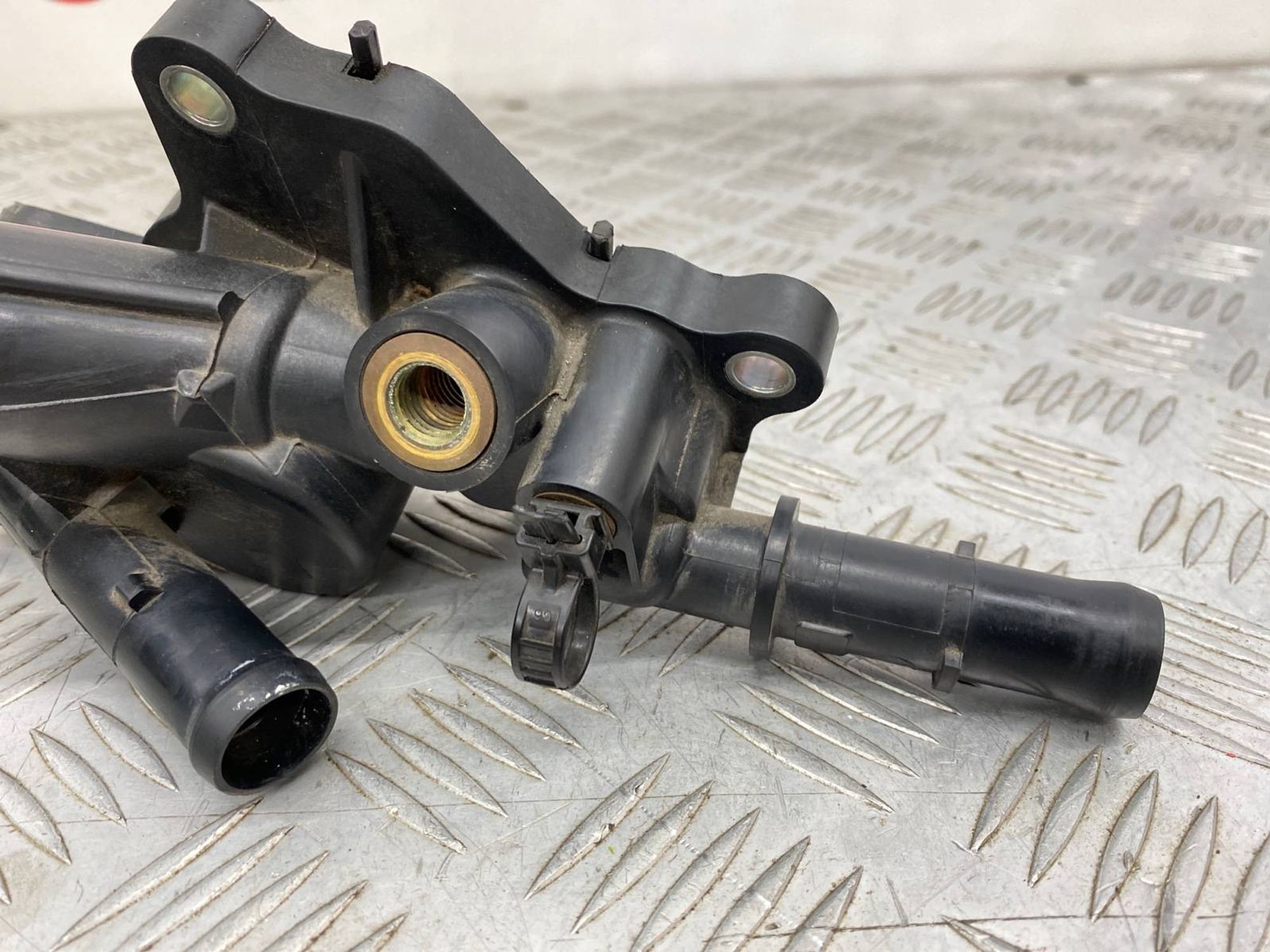 Б/У Корпус термостата Nissan X-Trail T32 MR20 2013, 2800 рублей, Краснодар