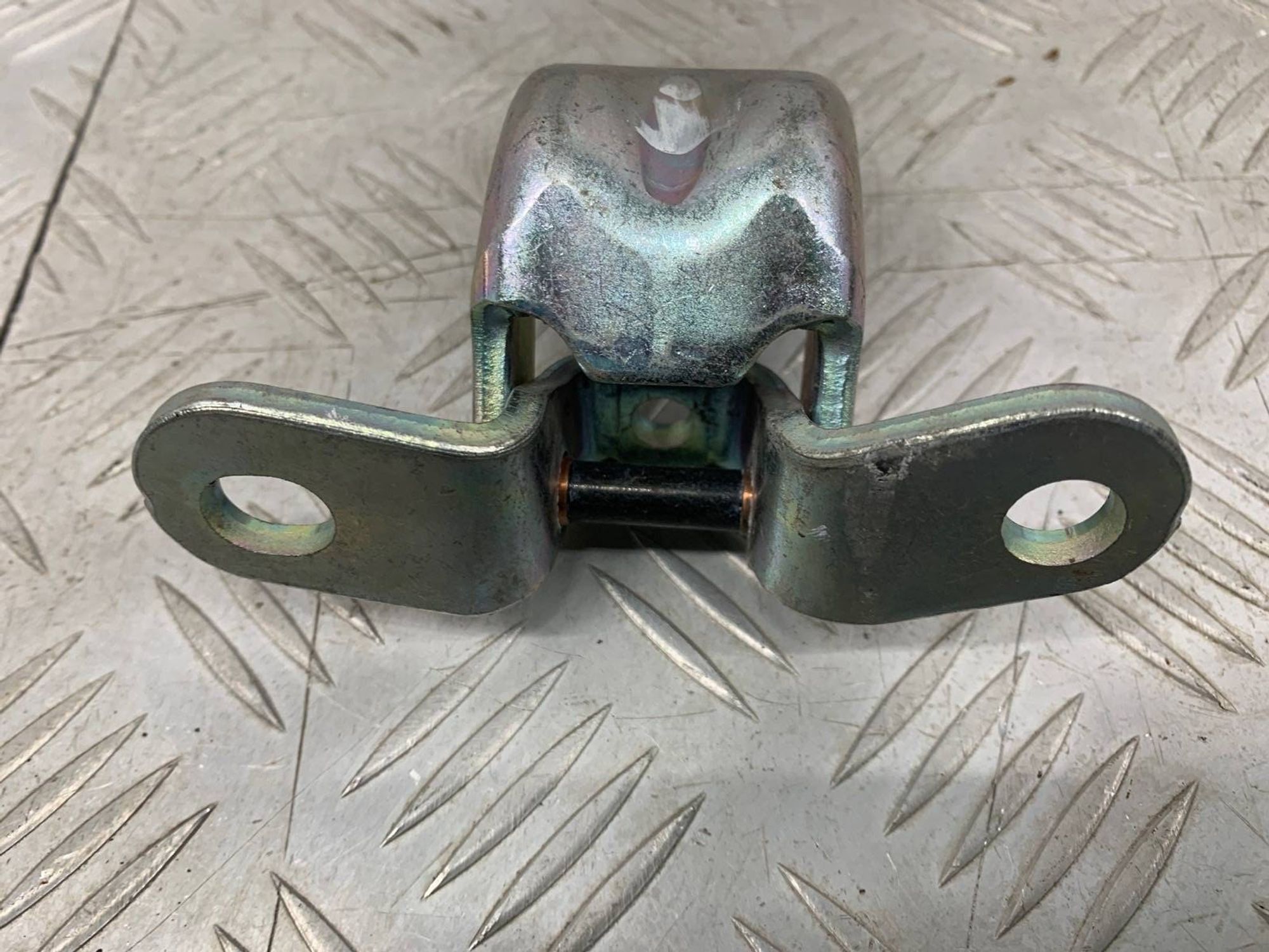 Б/У петля двери задний правый Kia Ceed JD 2014, 720 рублей, Краснодар