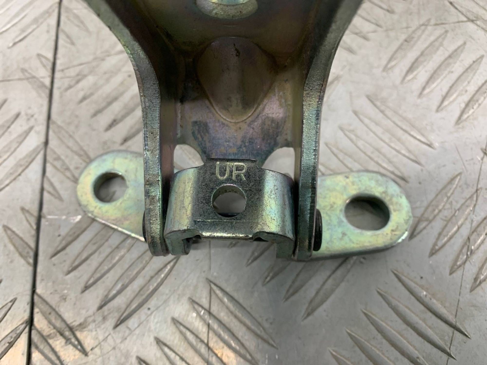 Б/У петля двери задний правый Kia Ceed JD 2014, 720 рублей, Краснодар