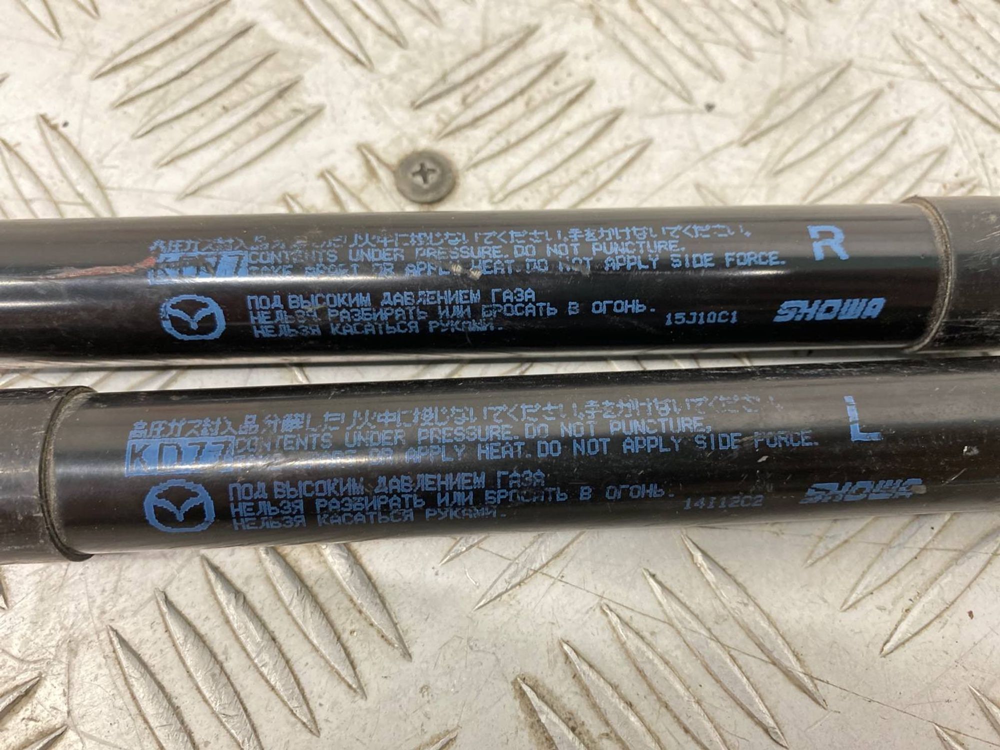 Б/У амортизатор багажника (газлифт, опора) задний, 1520 рублей, Краснодар