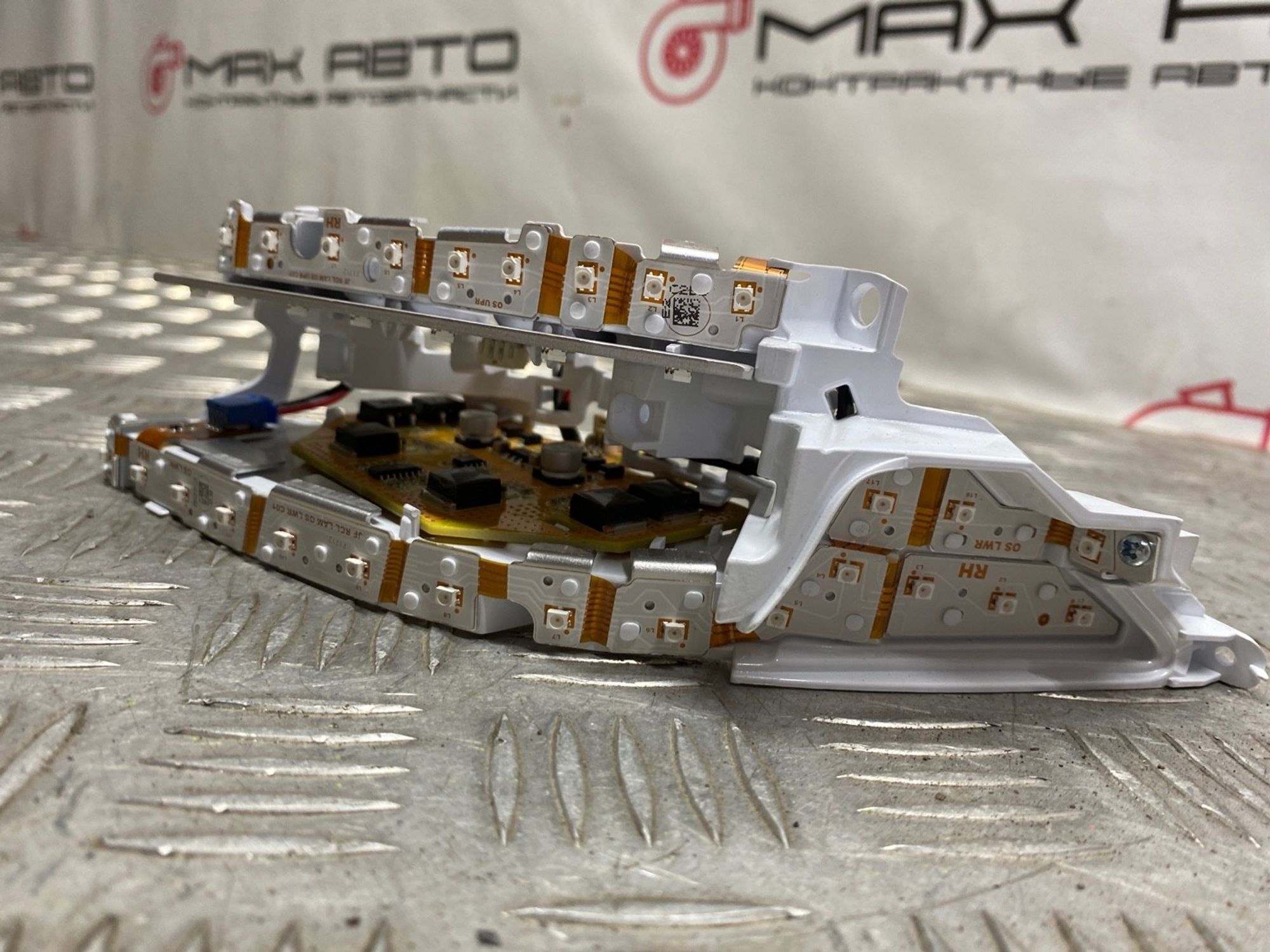 Б/У отражатель фары с диодом Kia Optima JF 2016, 990 рублей, Краснодар