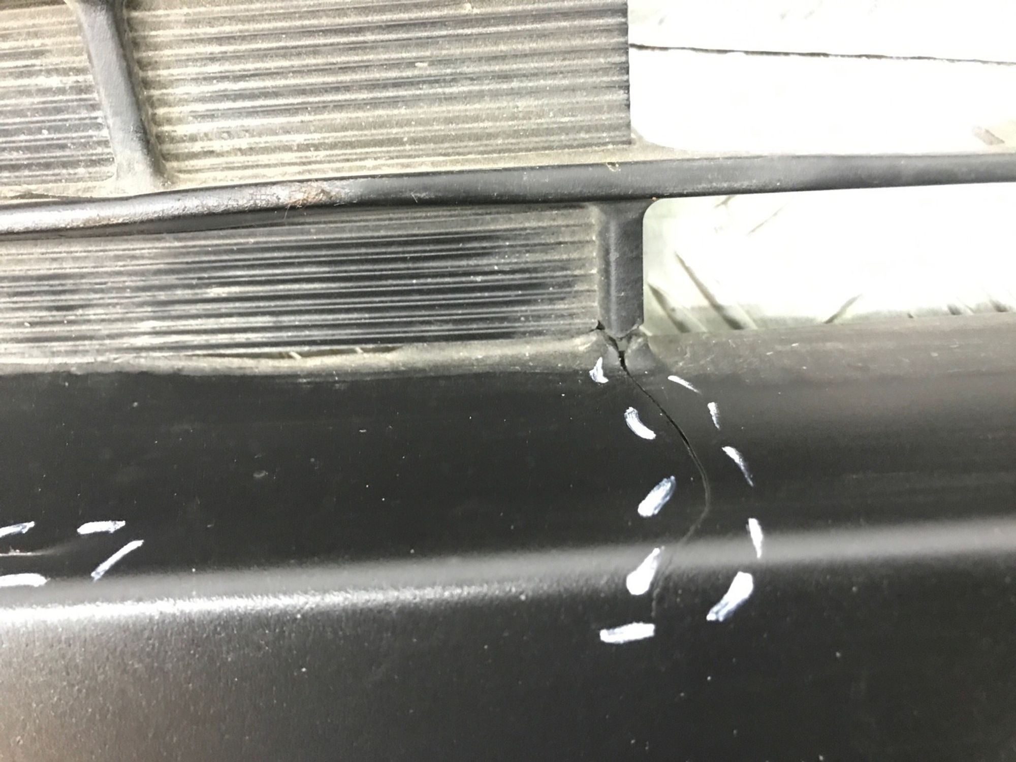 Б/У решетка бампера ( радиатора ) передний Kia Rio, 790 рублей, Краснодар