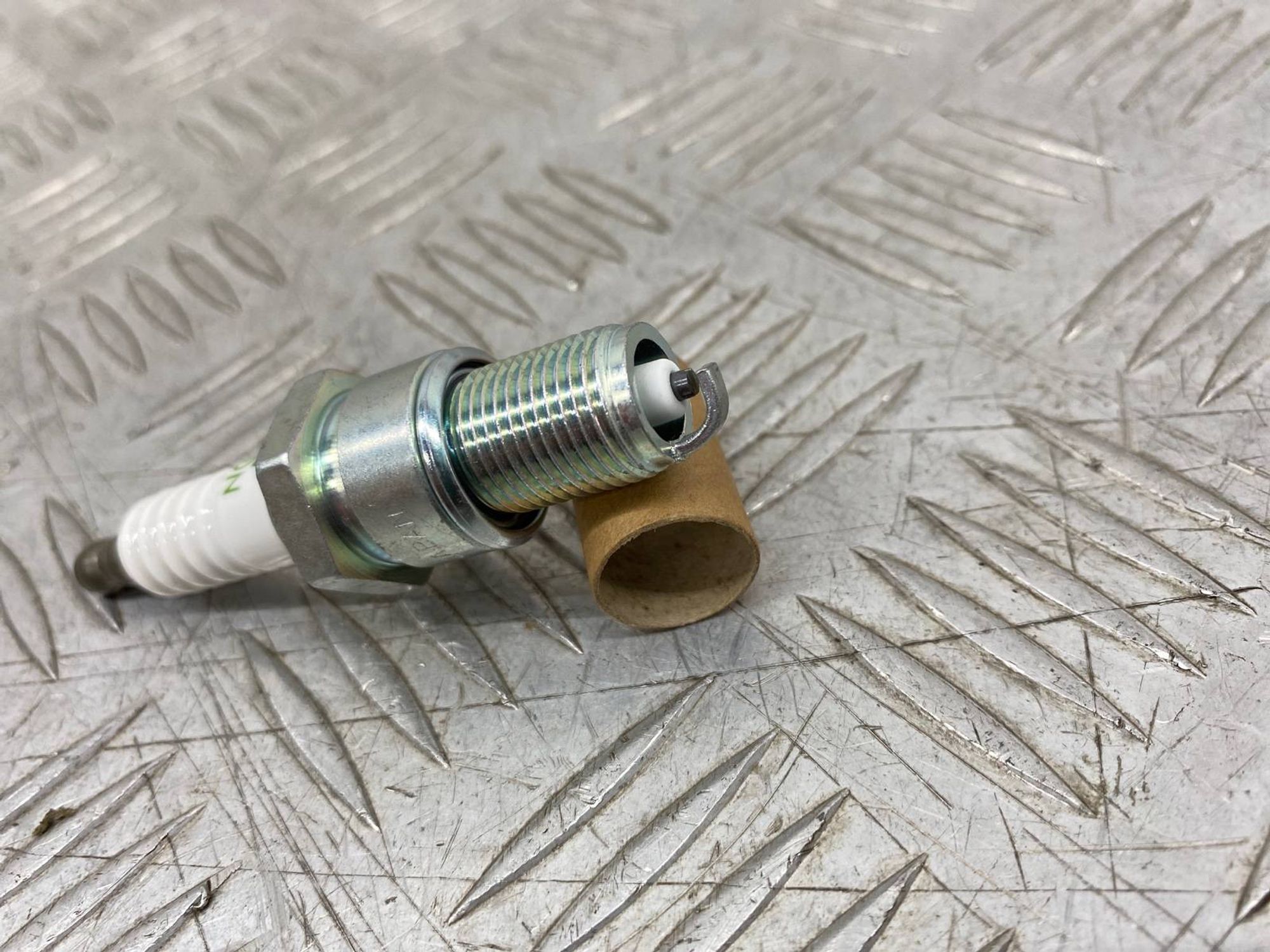 НОВАЯ(ЫЙ) свеча зажигания Nissan, 400 рублей, Краснодар