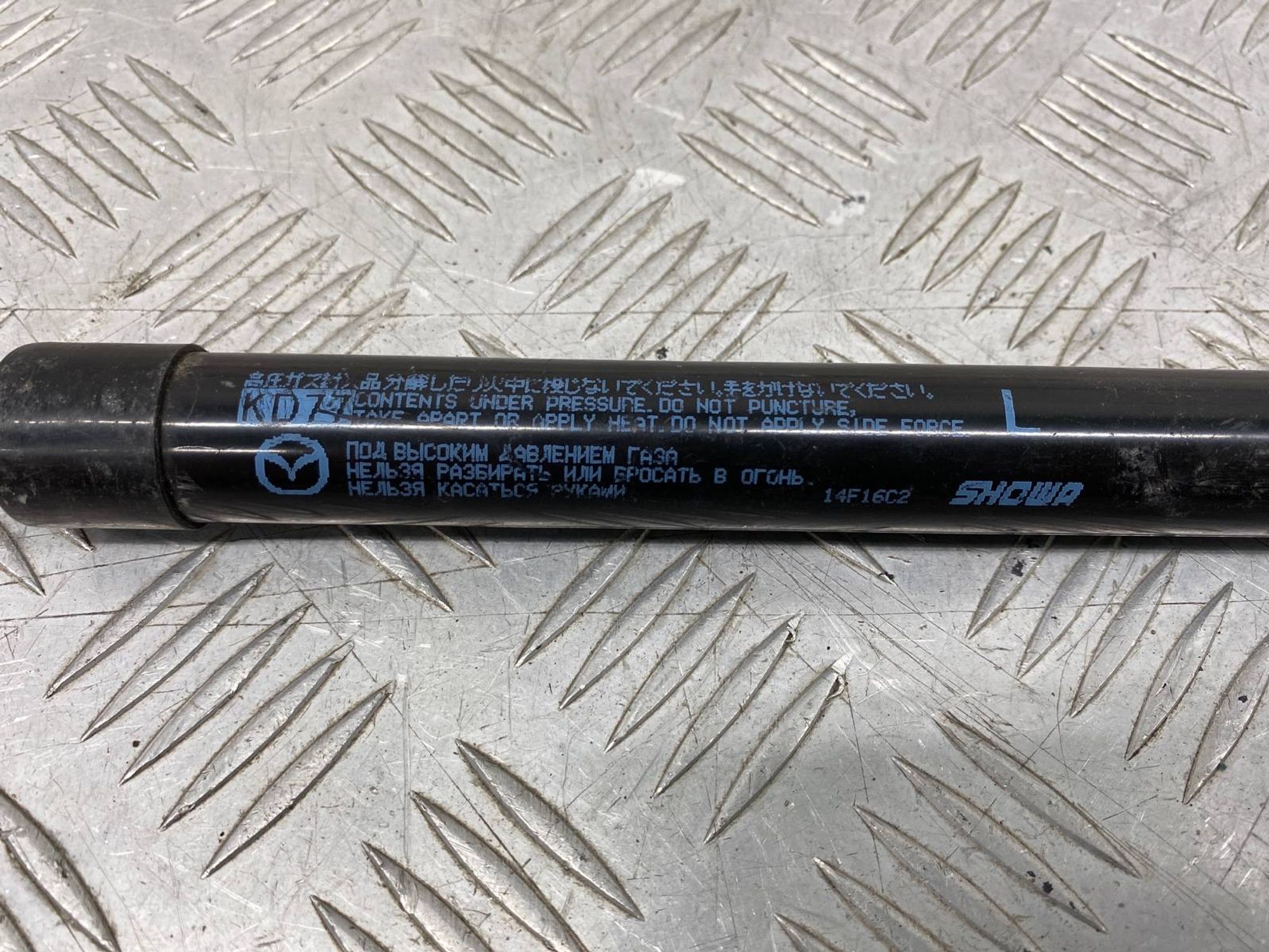 Б/У амортизатор багажника (газлифт, опора) задний, 800 рублей, Краснодар