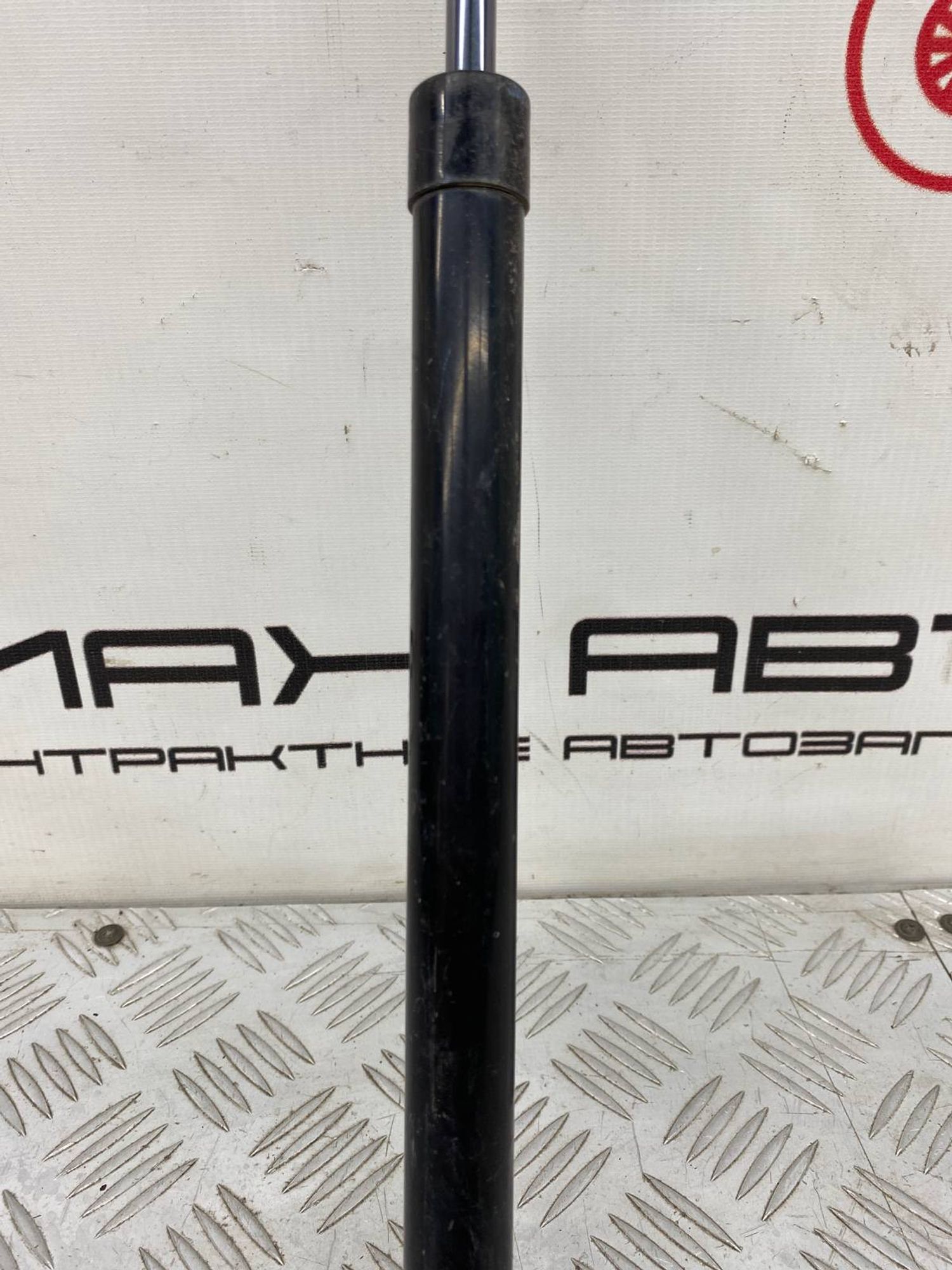 Б/У амортизатор багажника (газлифт, опора) задний, 800 рублей, Краснодар