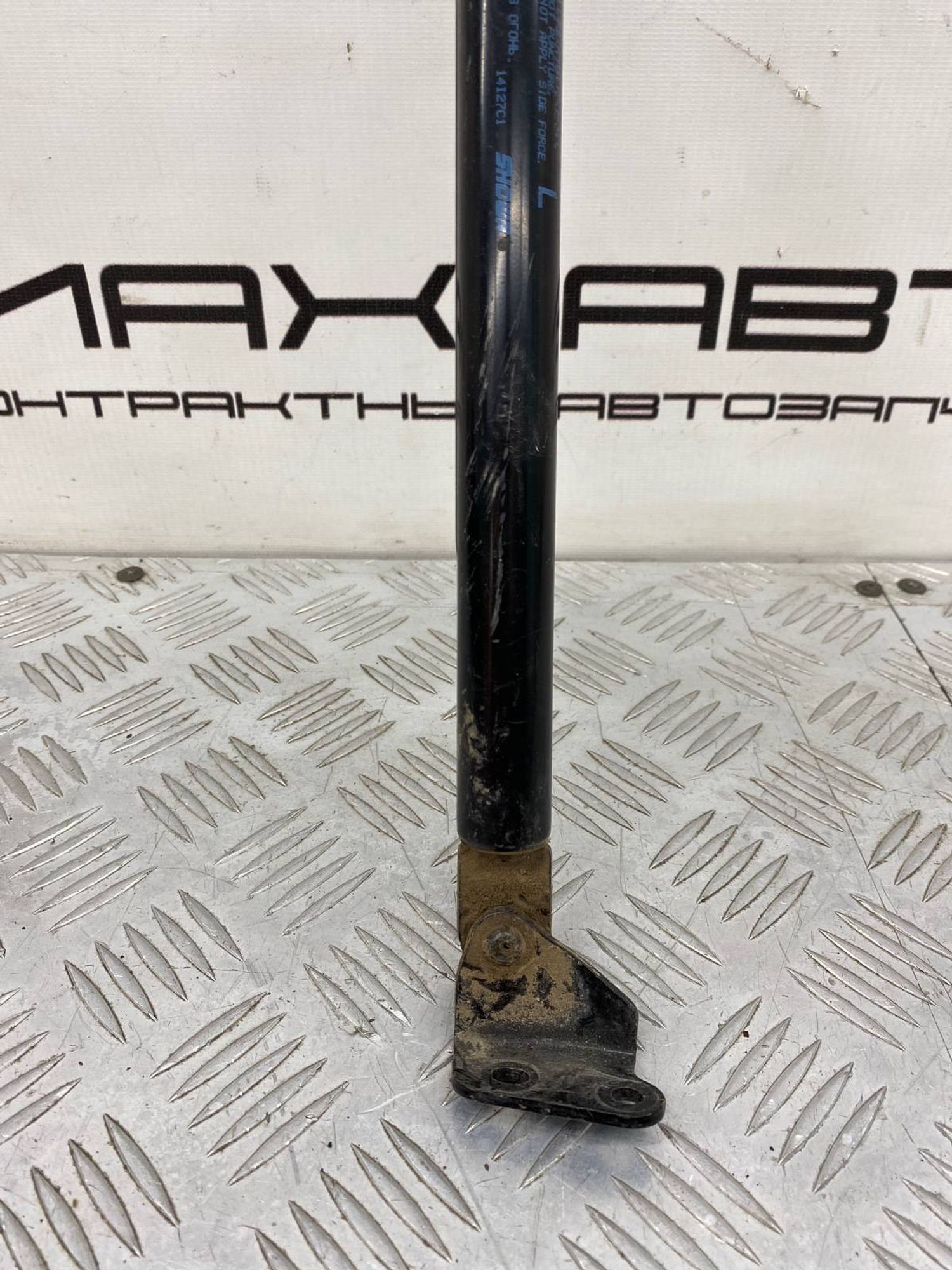 Б/У амортизатор багажника (газлифт, опора) задний, 800 рублей, Краснодар