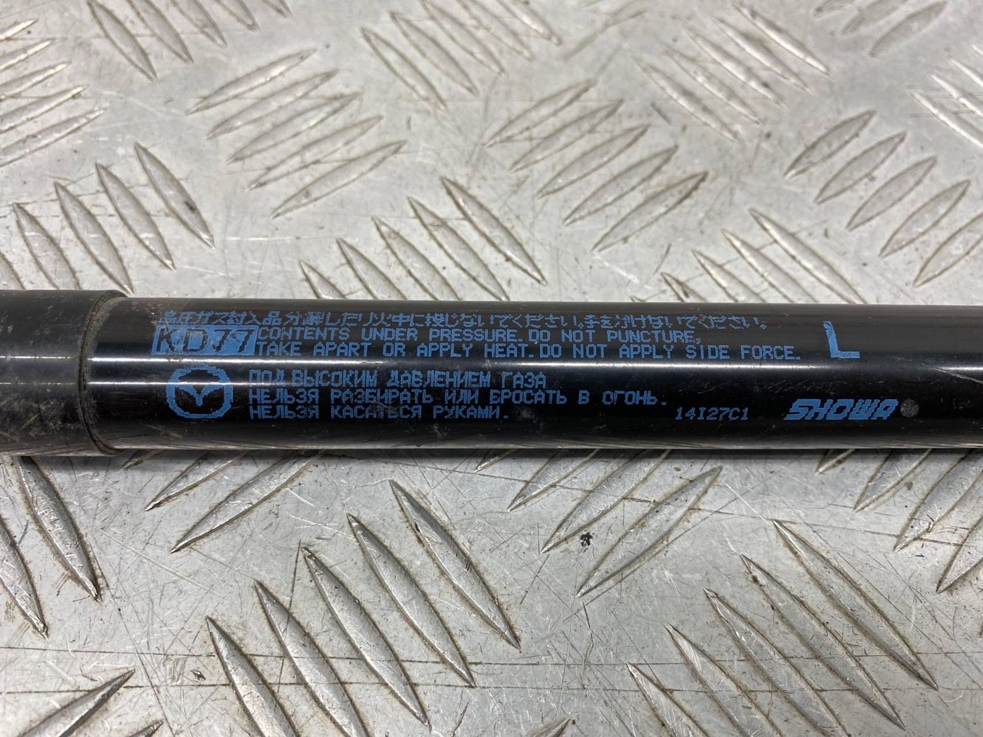 Б/У амортизатор багажника (газлифт, опора) задний, 800 рублей, Краснодар