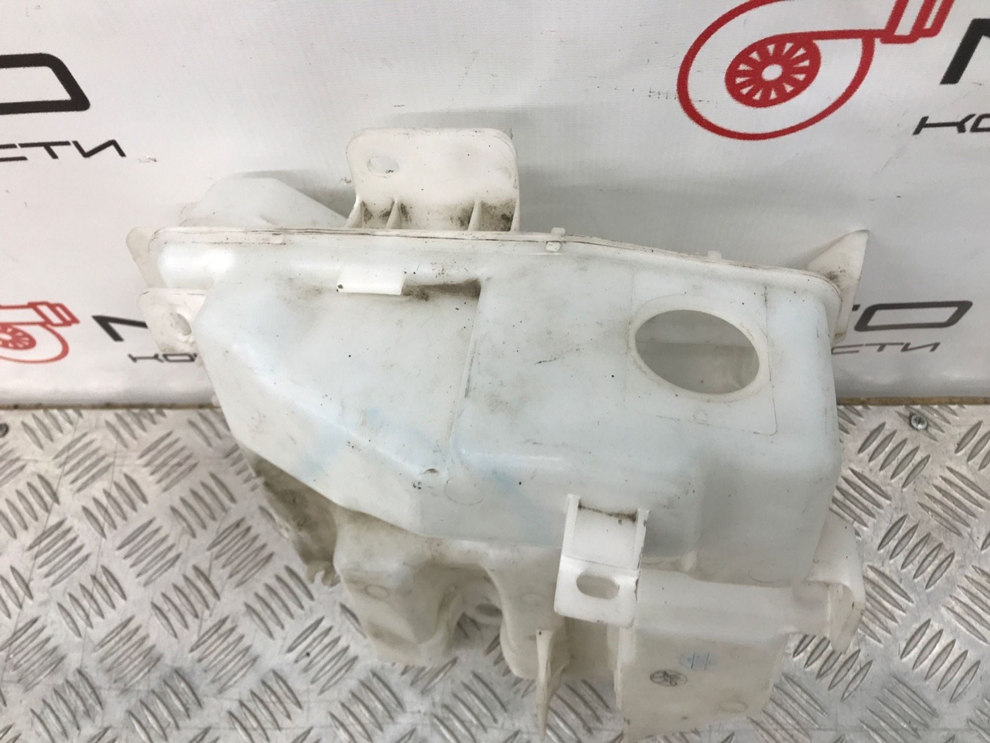 Б/У бачок омывателя Volvo V70 SW58 1997, 720 рублей, Краснодар