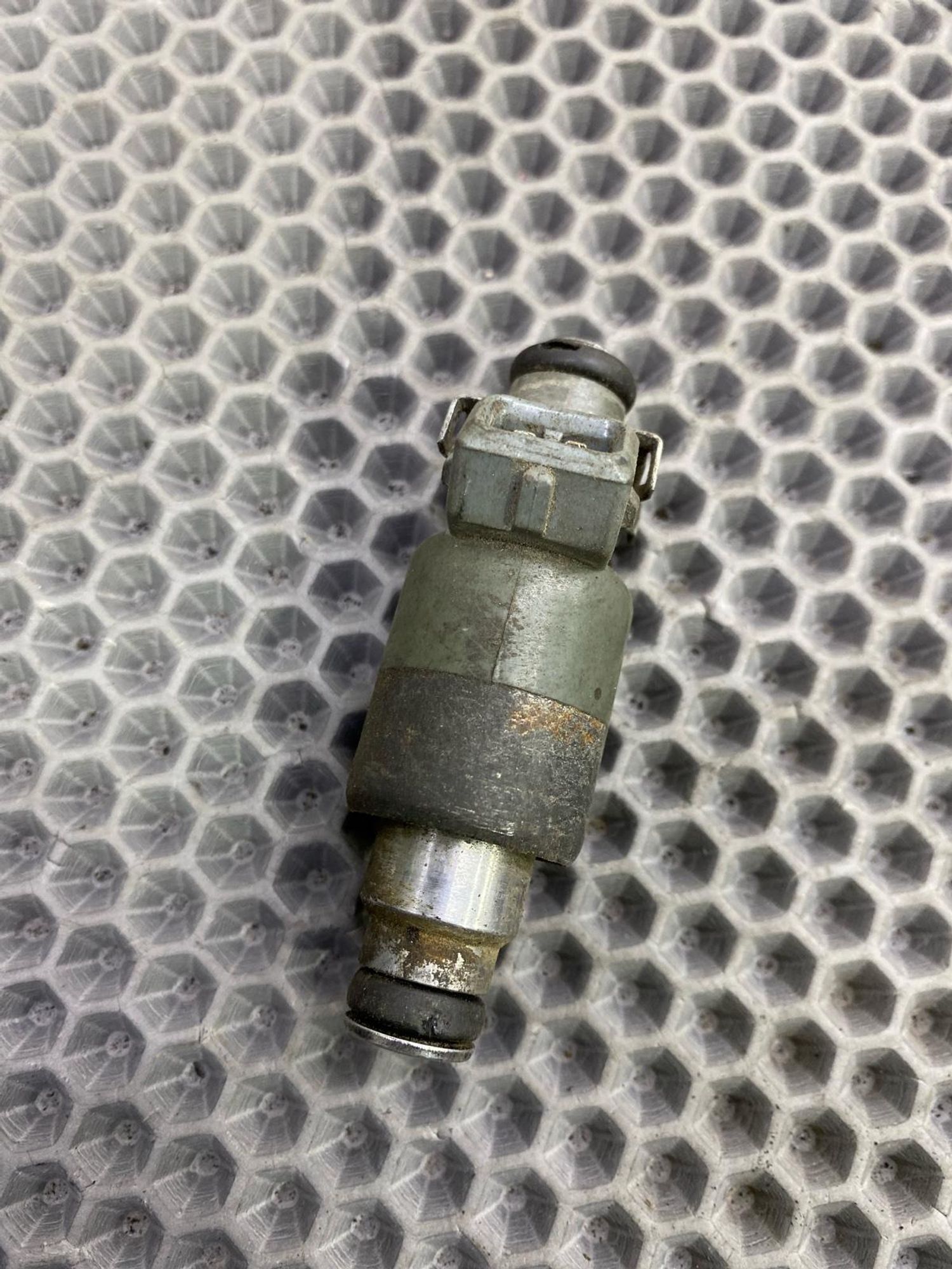 Б/У топливная форсунка Opel Vectra B X16XEL, 990 рублей, Краснодар