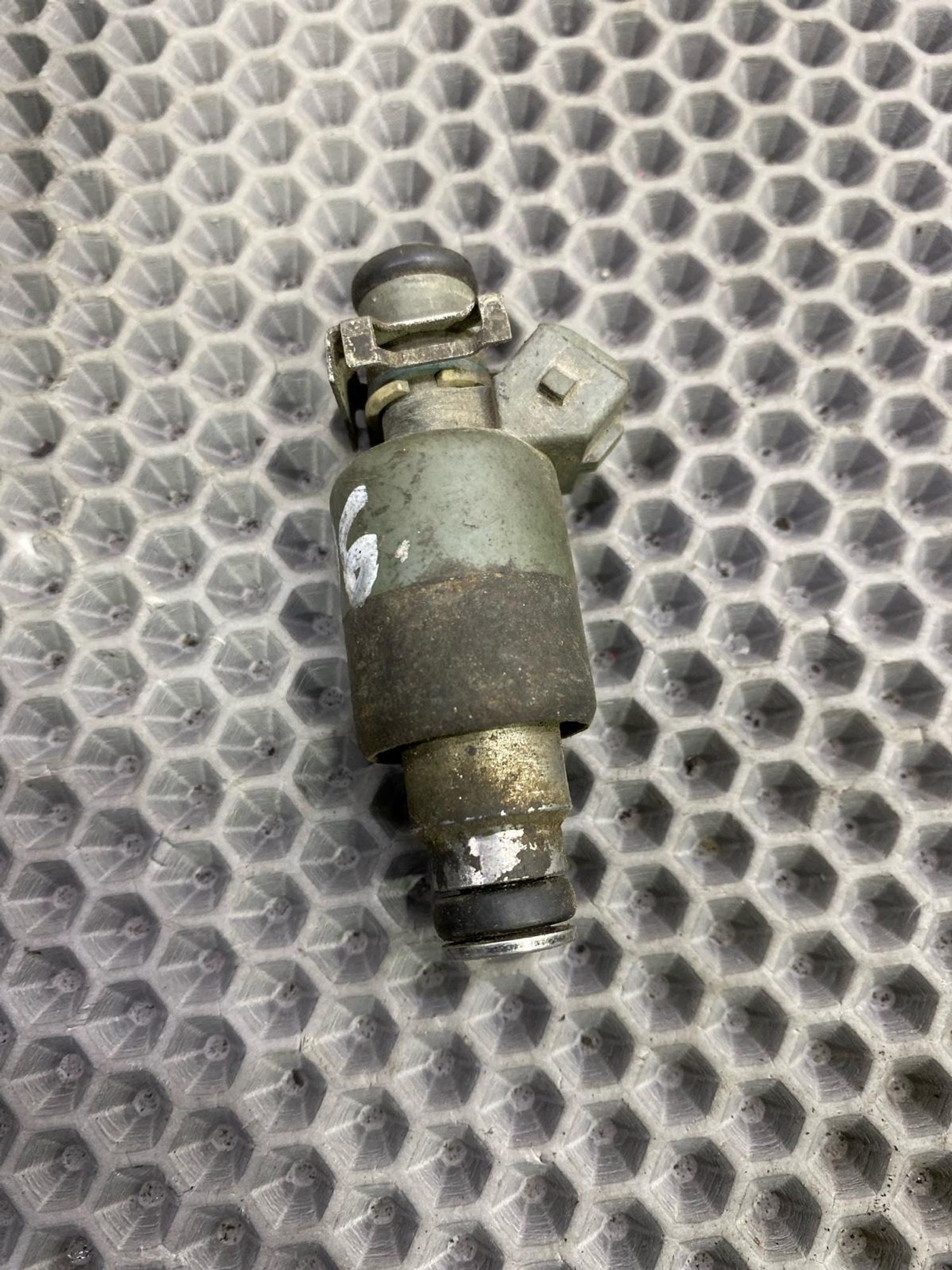 Б/У топливная форсунка Opel Vectra B X16XEL, 990 рублей, Краснодар