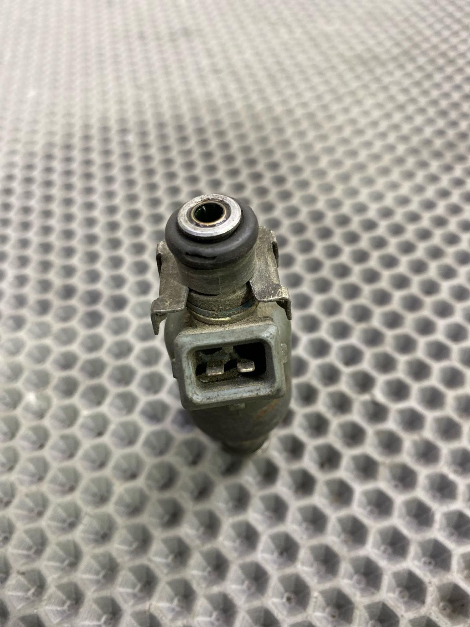 Б/У топливная форсунка Opel Vectra B X16XEL, 990 рублей, Краснодар