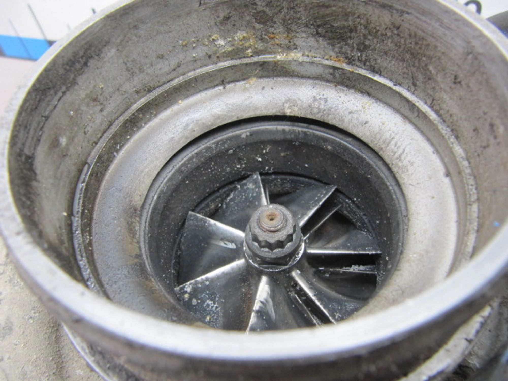 https://ycs.partsauto.market/partsauto-images/thmbs/c965f73e3dc116a3de96fdbb0ec9ca2a/2c932dc2ba31ccfaea4bfd32d18f26f3/63fcbada58992517ae2ba44347bded53.jpg