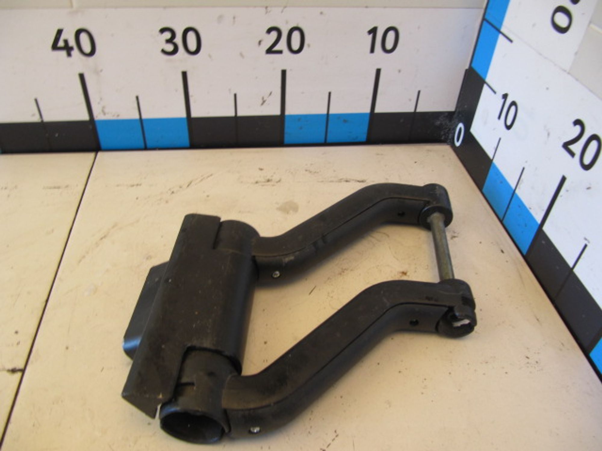 https://ycs.partsauto.market/partsauto-images/thmbs/c965f73e3dc116a3de96fdbb0ec9ca2a/c4932a6304a8247020e3cc1235671776/d61ae54f424c781e16892b6a0102f69a.jpg