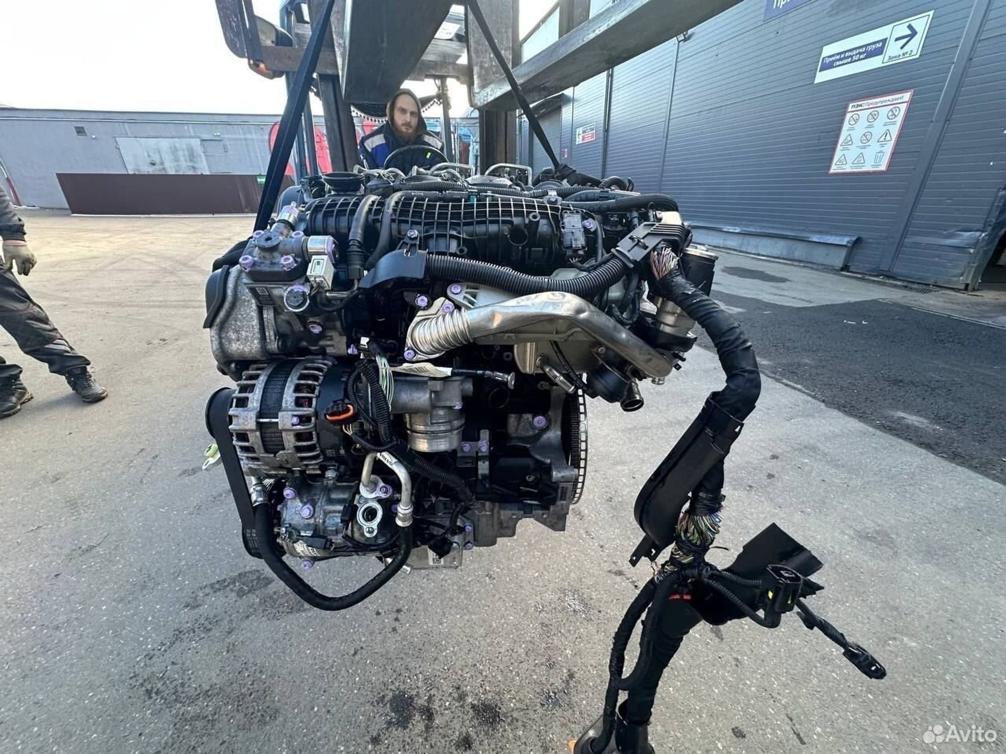 https://ycs.partsauto.market/partsauto-images/thmbs/cfa32db6046a3376bf98065dfe2d16b7/17a79451601a6da07f820bf3161a6046/fbd0cf26541801d2d05837f81713cf64.jpg