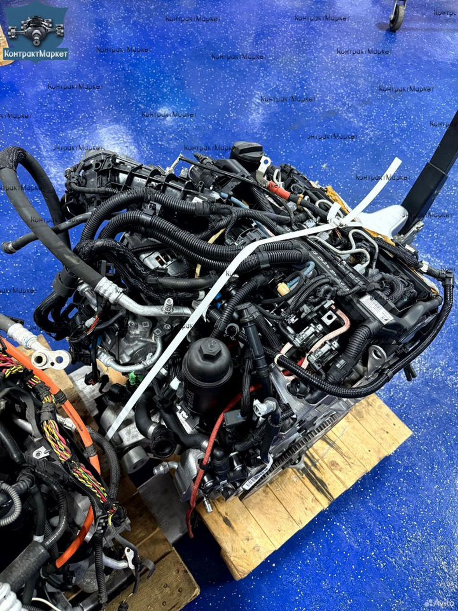 https://ycs.partsauto.market/partsauto-images/thmbs/cfa32db6046a3376bf98065dfe2d16b7/2d5ec2cdd05855e85f04bf8b8f92dafe/f90b4943db43266e63b9bc4fa0962504.jpg