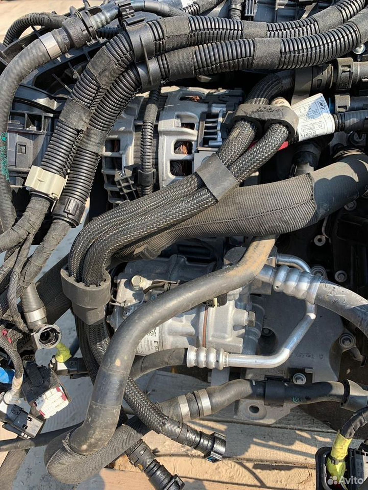 https://ycs.partsauto.market/partsauto-images/thmbs/cfa32db6046a3376bf98065dfe2d16b7/9ff52da21736614b624d9796d4378112/88d3b92f411a594e2fa66e940a9f9dff.jpg