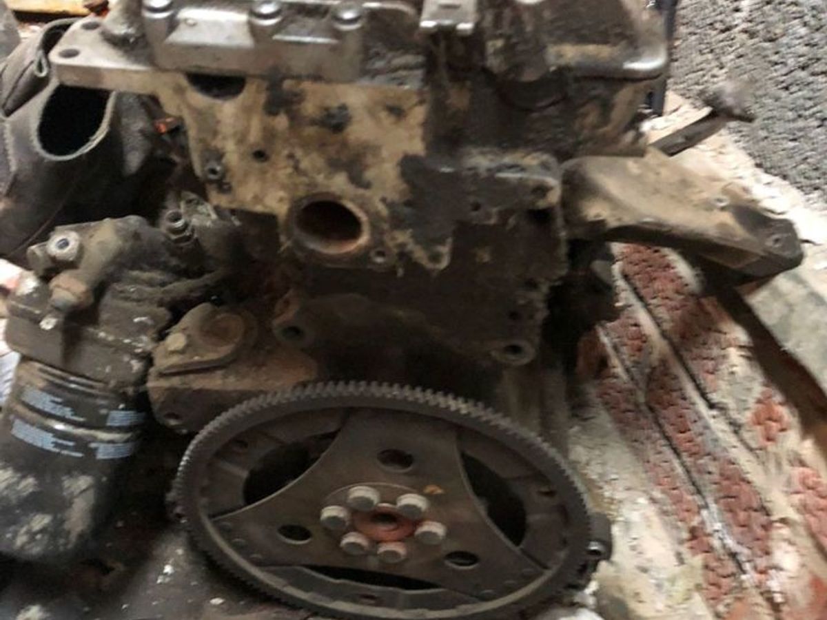 https://ycs.partsauto.market/partsauto-images/thmbs/d39490ea3ea4bc21b870470ef3e537ec/ec762116c8084e785d03acac0e18129f/90c10643fb38d23dbccf8d1c0068e166.jpg