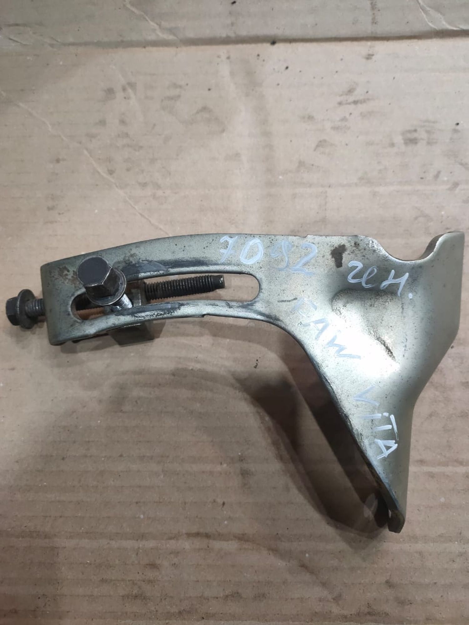https://ycs.partsauto.market/partsauto-images/thmbs/d89d66a30f14dbad161fb7a986aa0fe5/parts/075eaa8d-62a6-5db6-bc8e-a5650e9703e5_ff8ef917-c0b6-4ba3-9aad-119be581c901.jpg