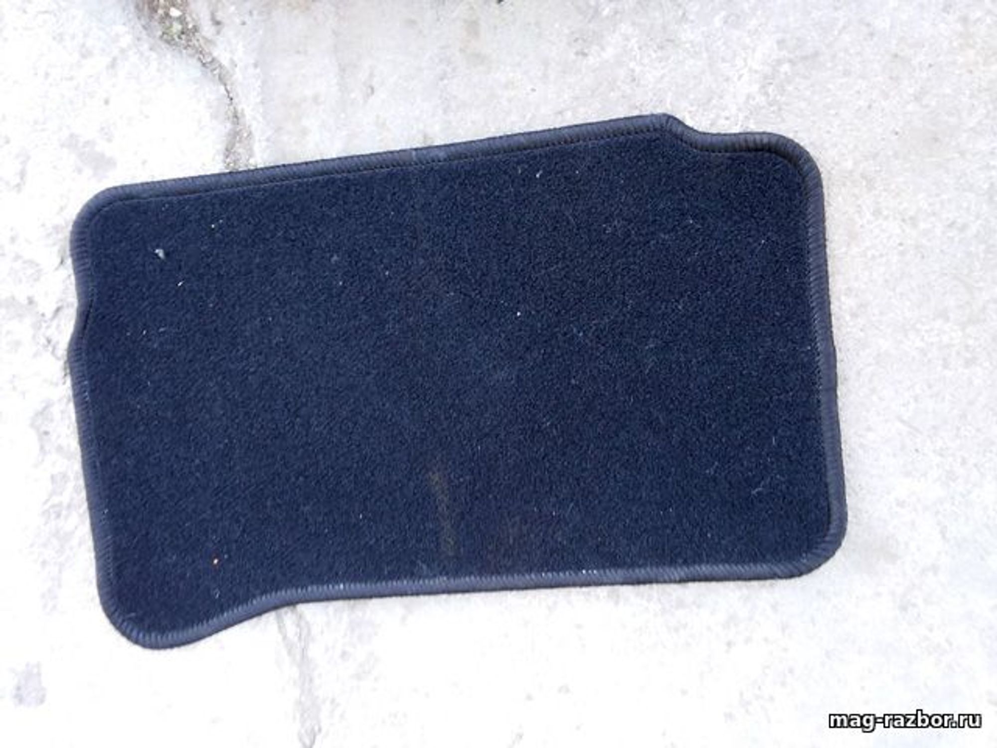 https://ycs.partsauto.market/partsauto-images/thmbs/d89d66a30f14dbad161fb7a986aa0fe5/parts/6339a5f6-b4d4-5195-a183-556fbdad6e90_d072f6ff-0270-4658-9e62-0eb617debceb.jpg
