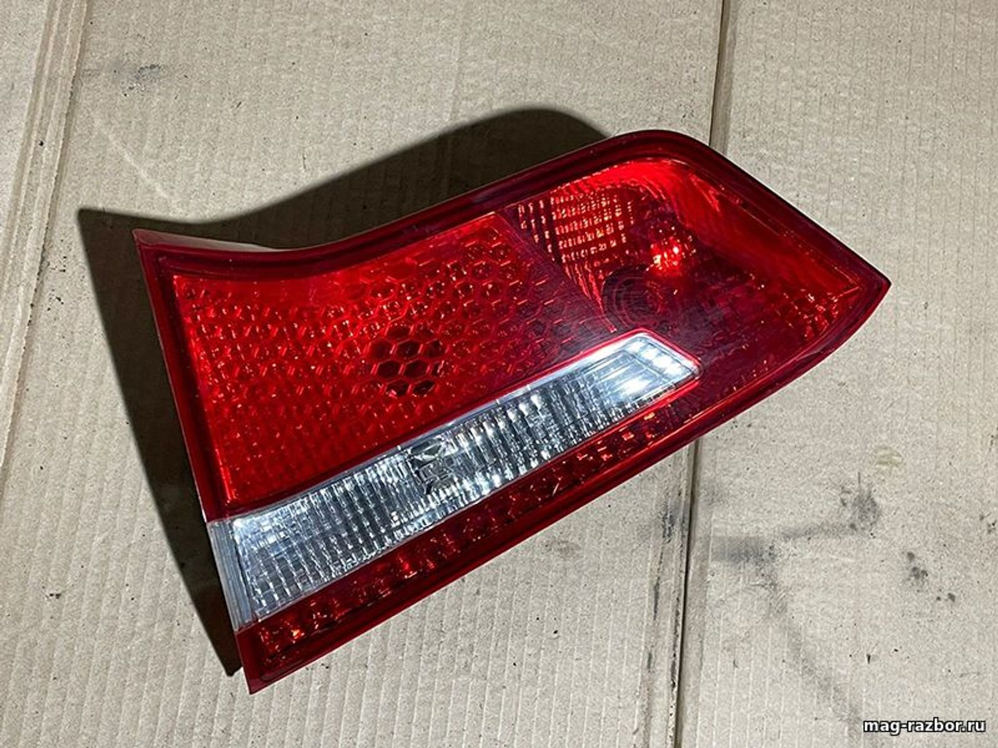 https://ycs.partsauto.market/partsauto-images/thmbs/d89d66a30f14dbad161fb7a986aa0fe5/parts/64940c93-5b4b-5649-bdb8-2369d0e96007_7d105117-1228-42f1-8bf6-c3a746907dae.jpg