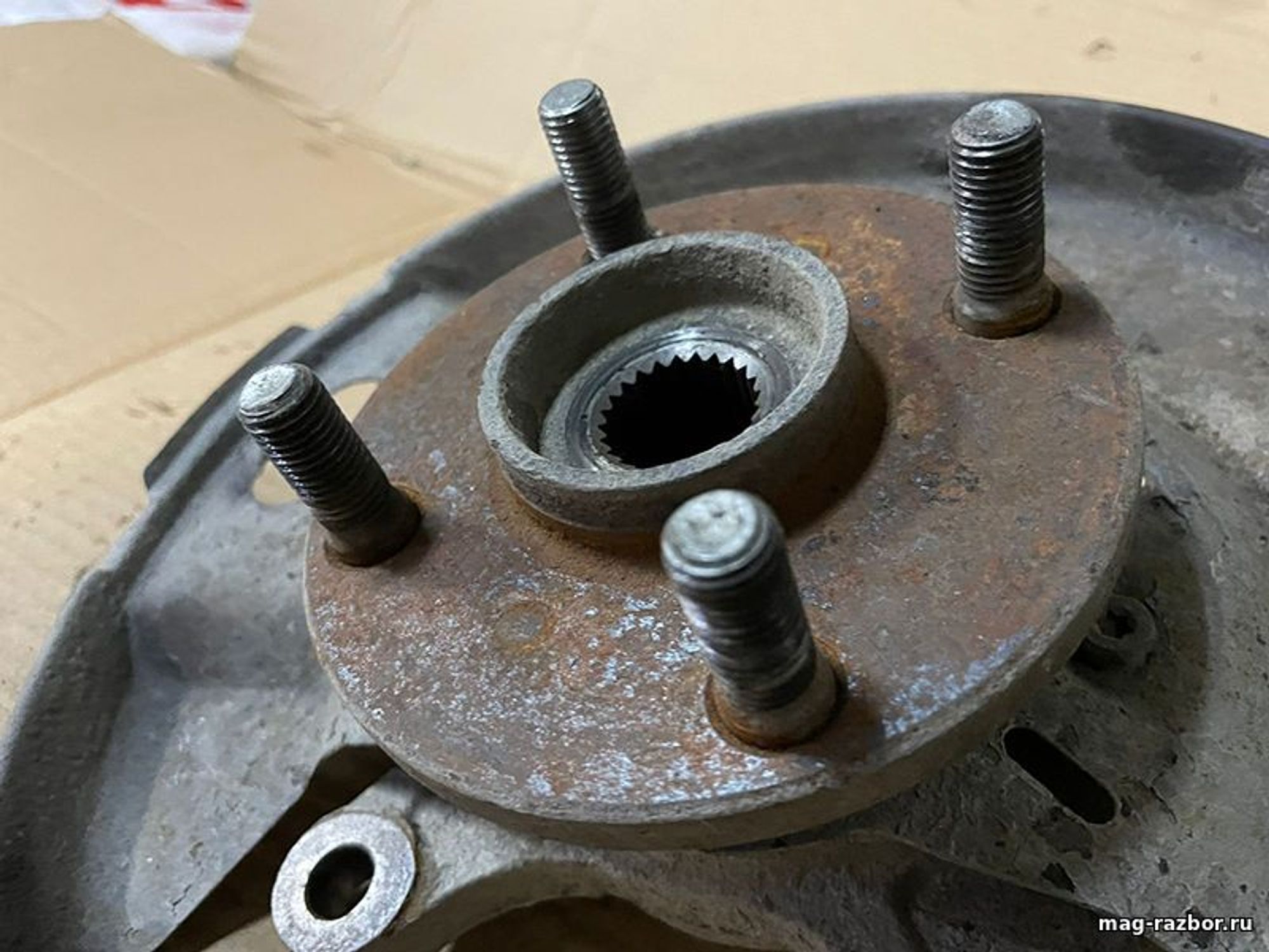 https://ycs.partsauto.market/partsauto-images/thmbs/d89d66a30f14dbad161fb7a986aa0fe5/parts/cc3f6484-b179-5b88-a921-bf57f4bfd314_ef7ddca3-ac86-4ab5-9c38-131bbf1ecdda.jpg