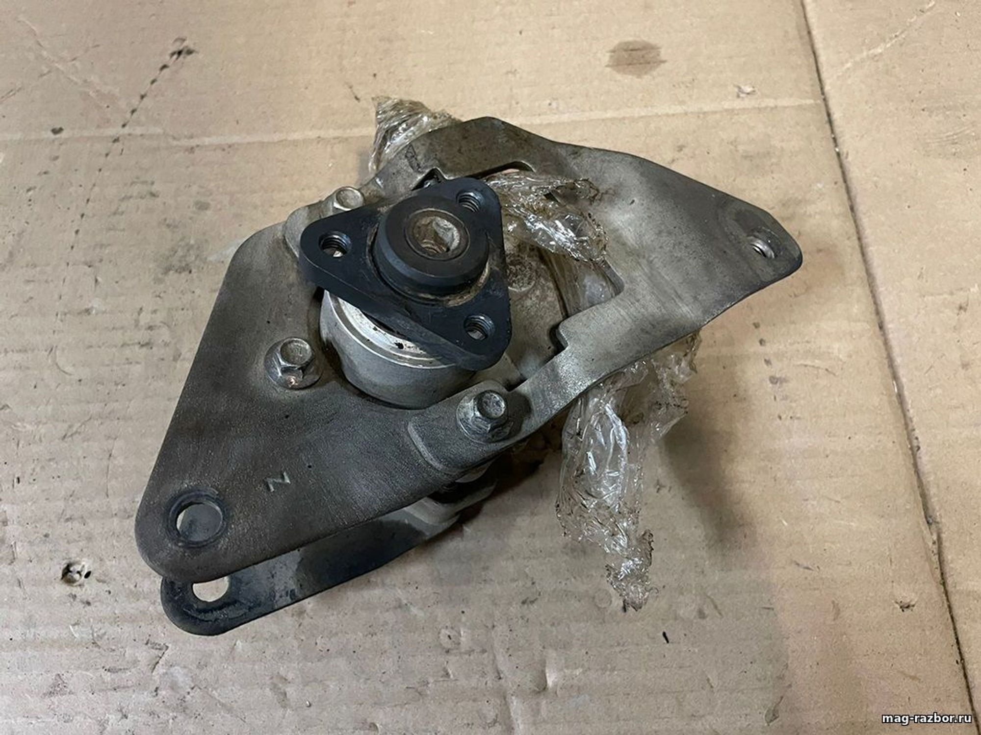 https://ycs.partsauto.market/partsauto-images/thmbs/d89d66a30f14dbad161fb7a986aa0fe5/parts/e19ff35f-74a2-5b83-ac0e-5772cc3c1351_6654080b-ef1c-4fb1-9f81-8a6b1fd4d14d.jpg