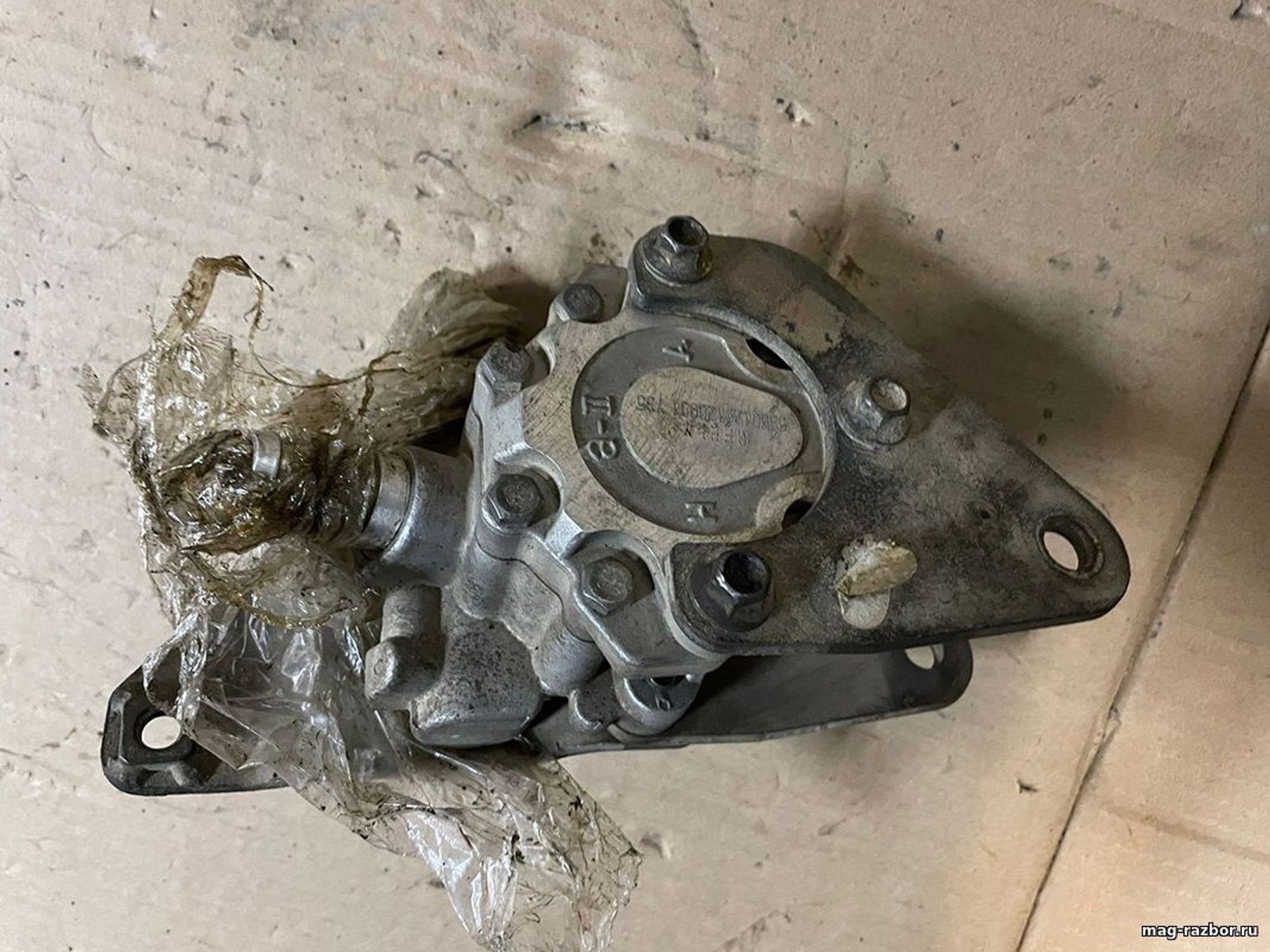 https://ycs.partsauto.market/partsauto-images/thmbs/d89d66a30f14dbad161fb7a986aa0fe5/parts/e19ff35f-74a2-5b83-ac0e-5772cc3c1351_8f3b7de4-71ae-4695-8950-c556c613047a.jpg