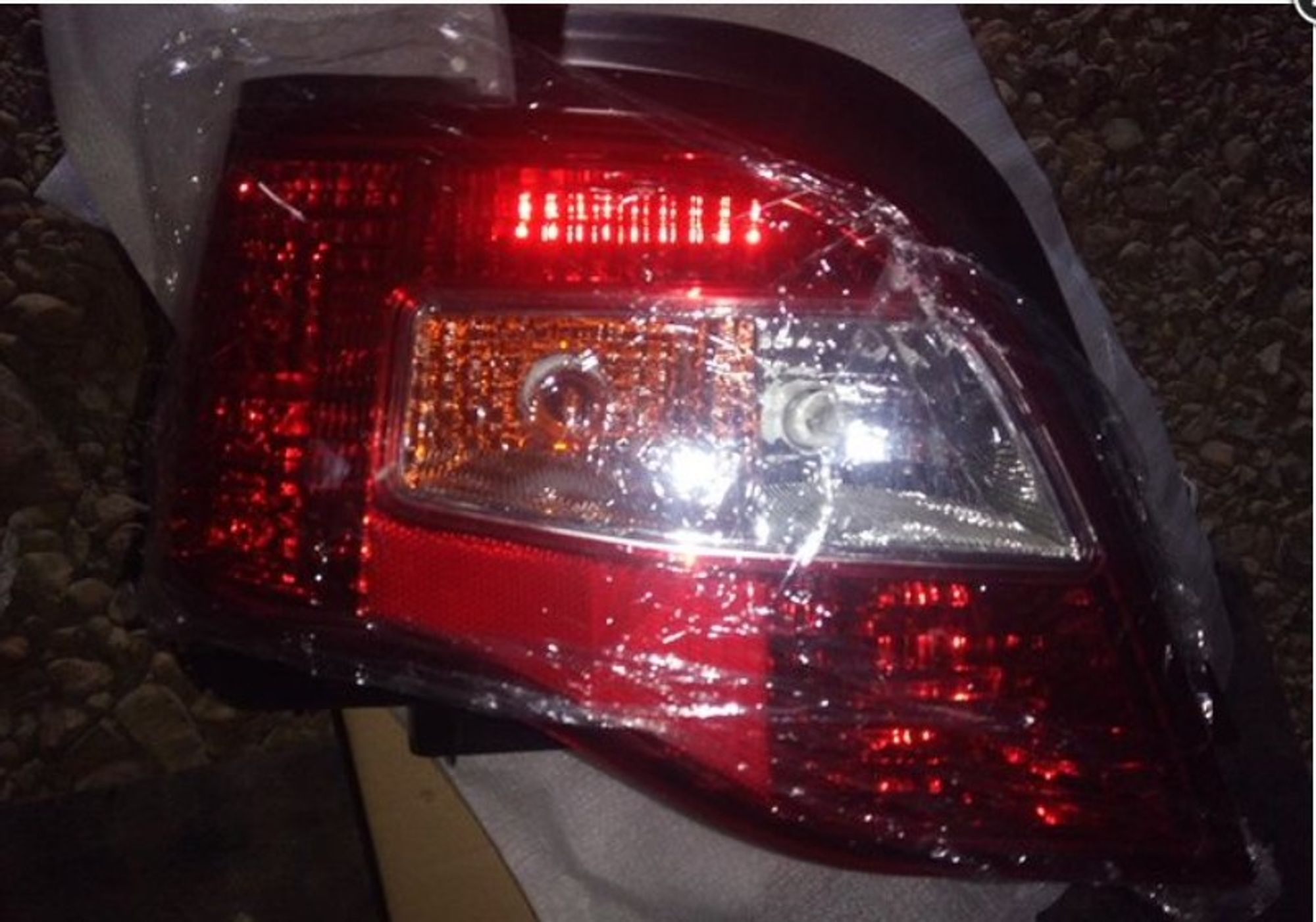 https://ycs.partsauto.market/partsauto-images/thmbs/d89d66a30f14dbad161fb7a986aa0fe5/parts/eb148d91-1db0-59ec-ac0f-f5da1f69a487_5c93ec84-d63e-4e8f-9a15-741759d34343.jpg