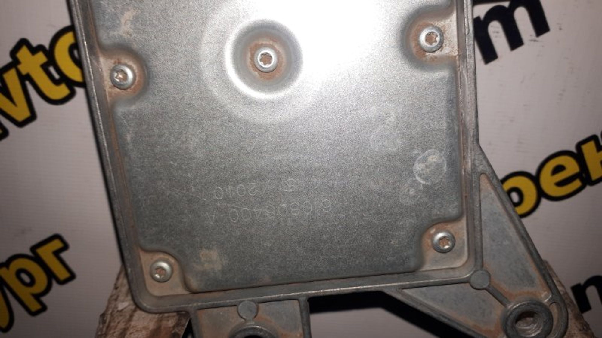 https://ycs.partsauto.market/partsauto-images/thmbs/d8fcbf2cf753f6ca7cee82516f7261b4/7f6f5eaa908e98c6798203d624dc4f33/91d91ca6a6470ae9df6b873c5338bb78.jpg