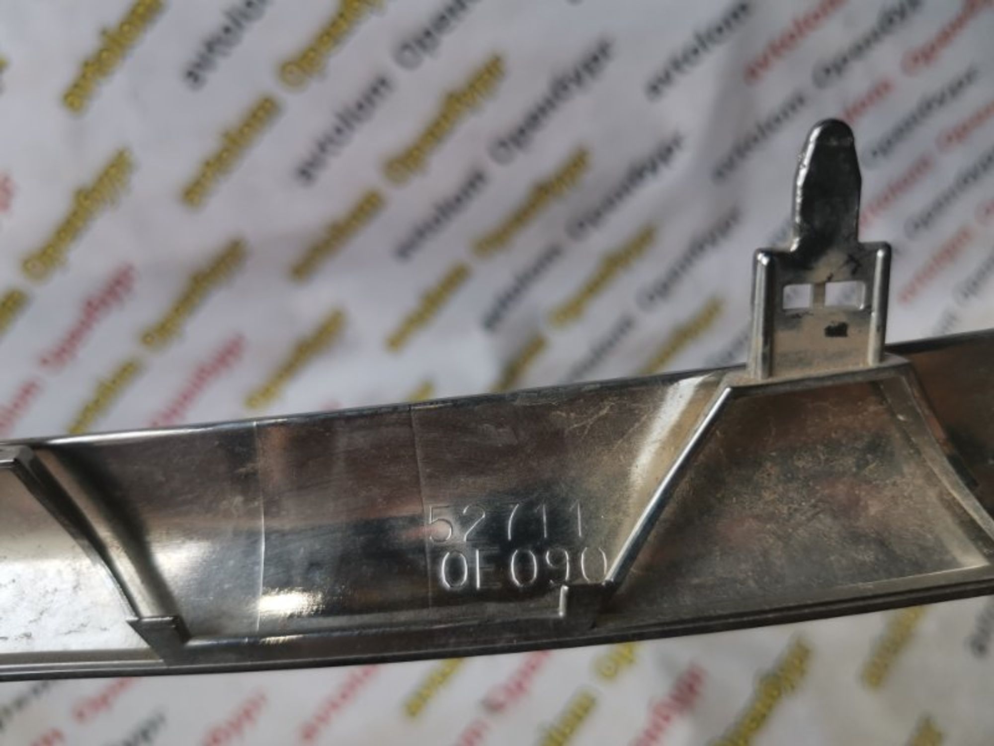 https://ycs.partsauto.market/partsauto-images/thmbs/d8fcbf2cf753f6ca7cee82516f7261b4/c405f41ce241cfed622cdcd61358c574/2d1ea8cd75131634e39fcdce9d861254.jpg