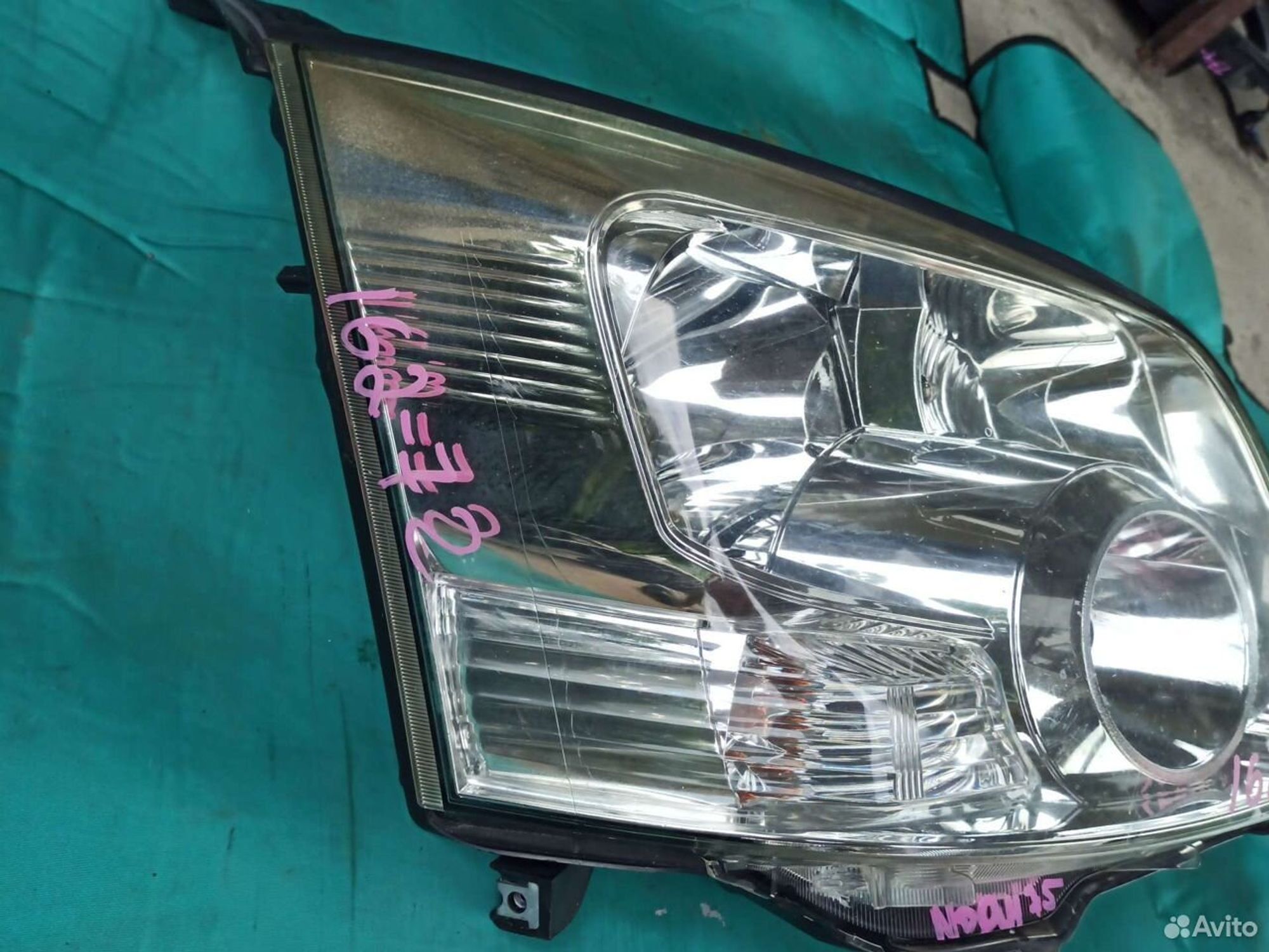 Фара правая Toyota Noah r70, 5500 рублей, Ленина