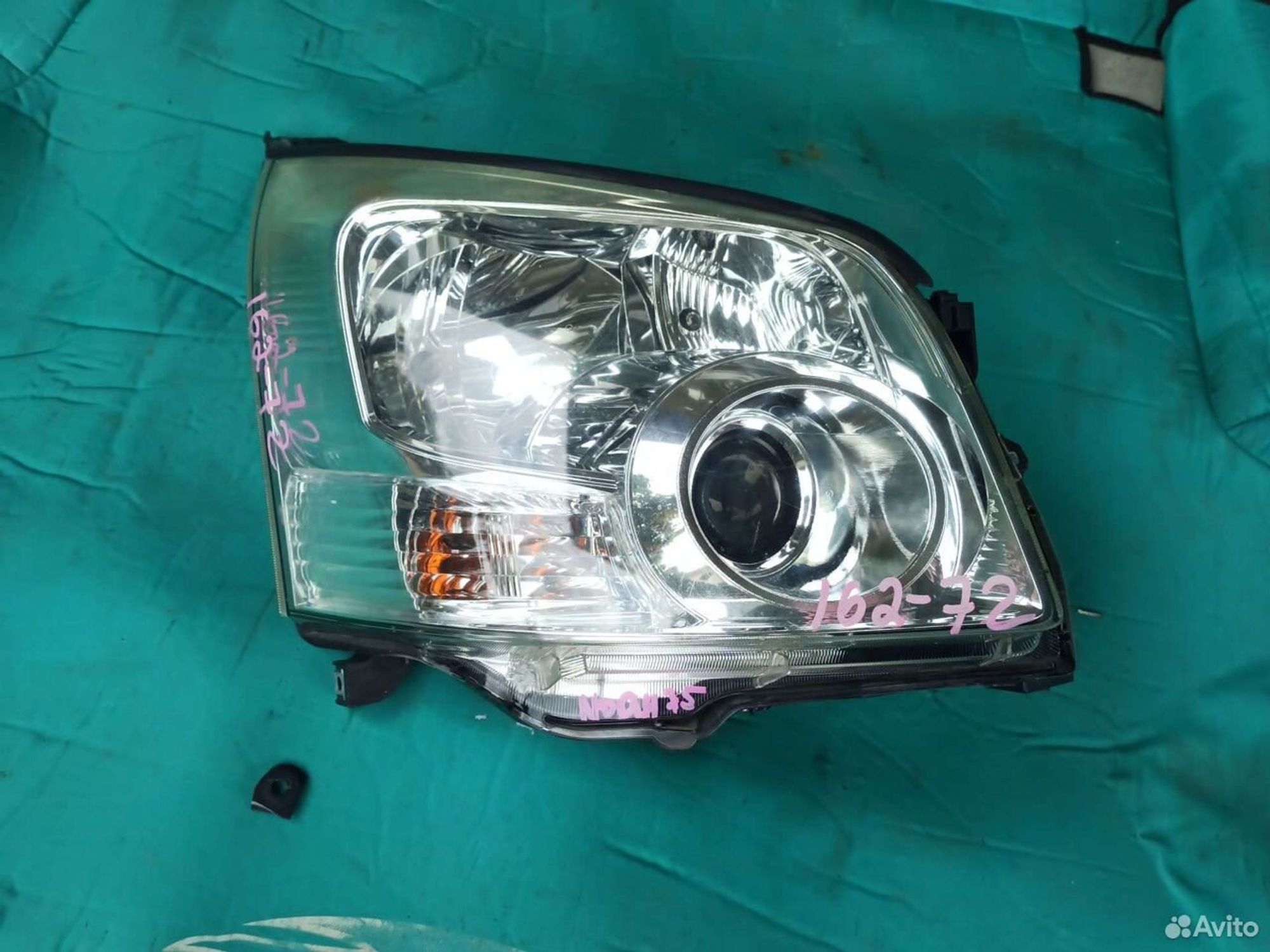Фара правая Toyota Noah r70, 5500 рублей, Ленина