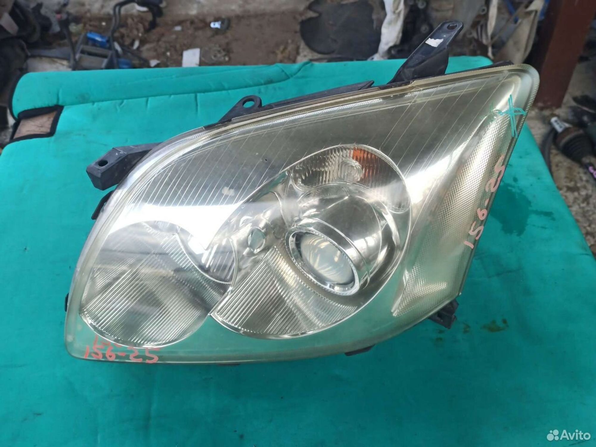 Фара левая Toyota Avensis T250, 6000 рублей, Ленина