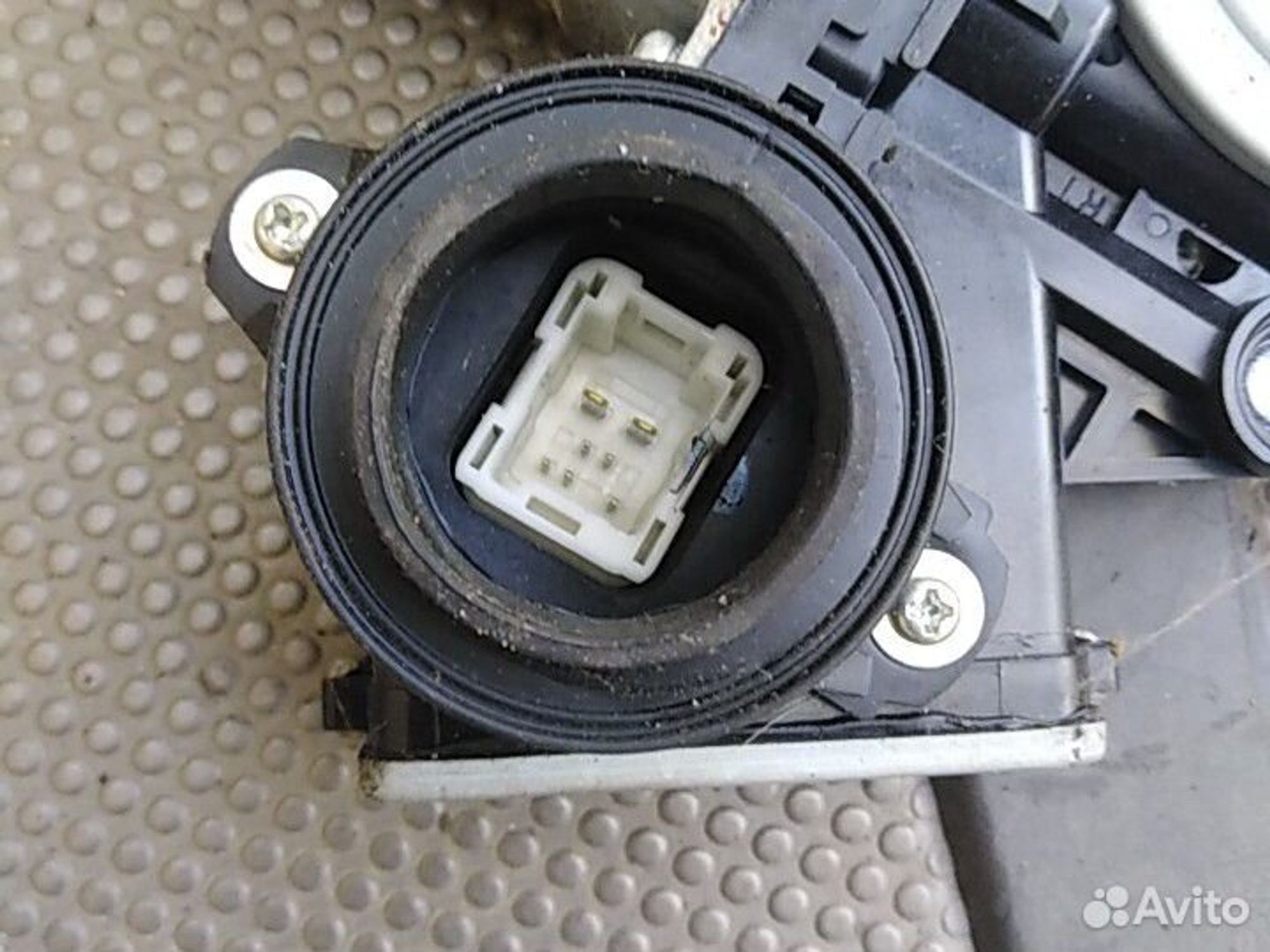 Стеклоподъёмник правый Toyota Vitz ksp90, 1000 рублей, Ленина