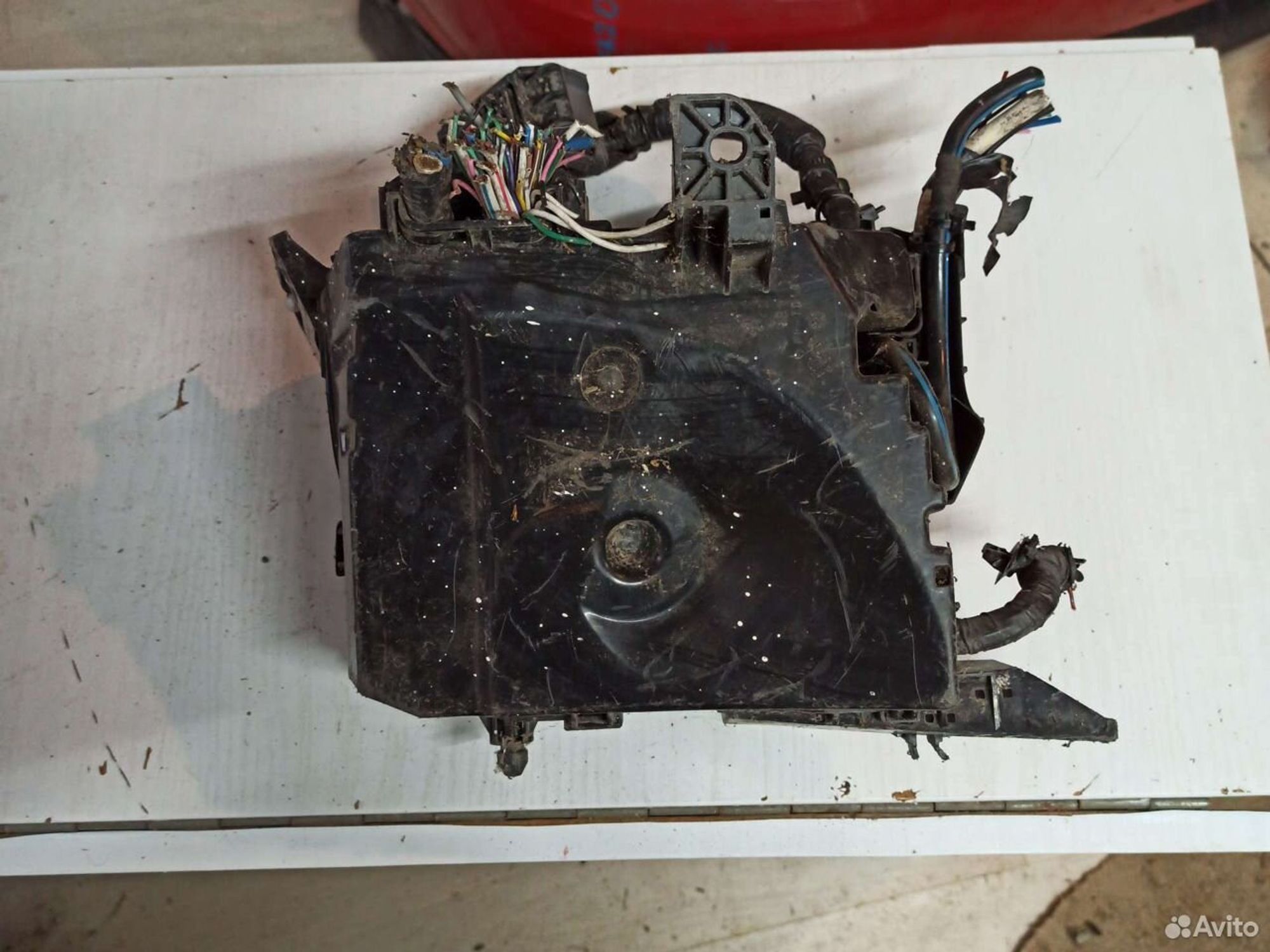 Блок предохранителей Toyota Corolla Axio, fielder, 1000 рублей, Ленина