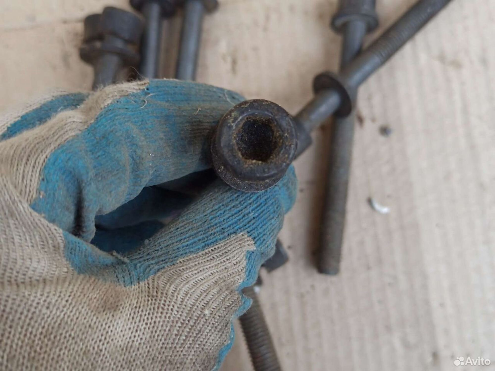 Болт головки блока цилиндров Nissan qr20de, 80 рублей, Ленина