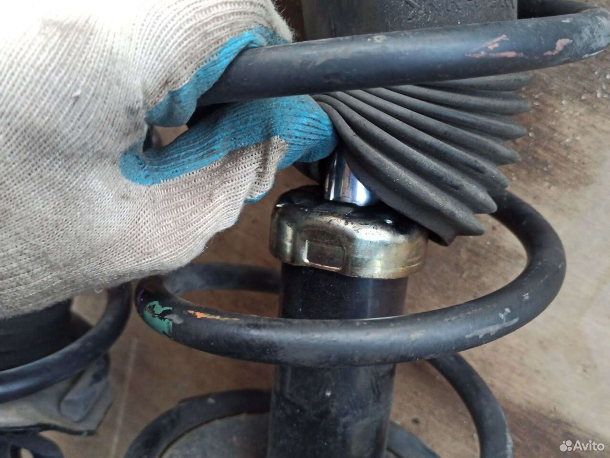 Стойки Nissan Tiida C 11, 6000 рублей, Ленина