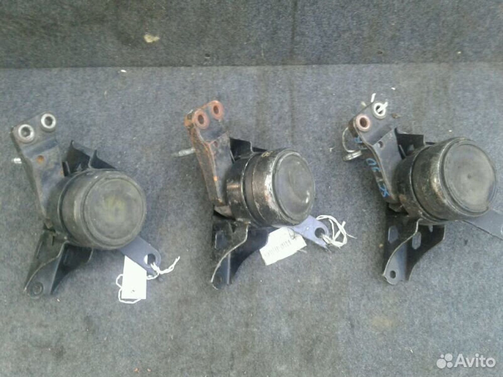 Подушка двигателя правая Toyota Vitz scp90, 1500 рублей, Ленина