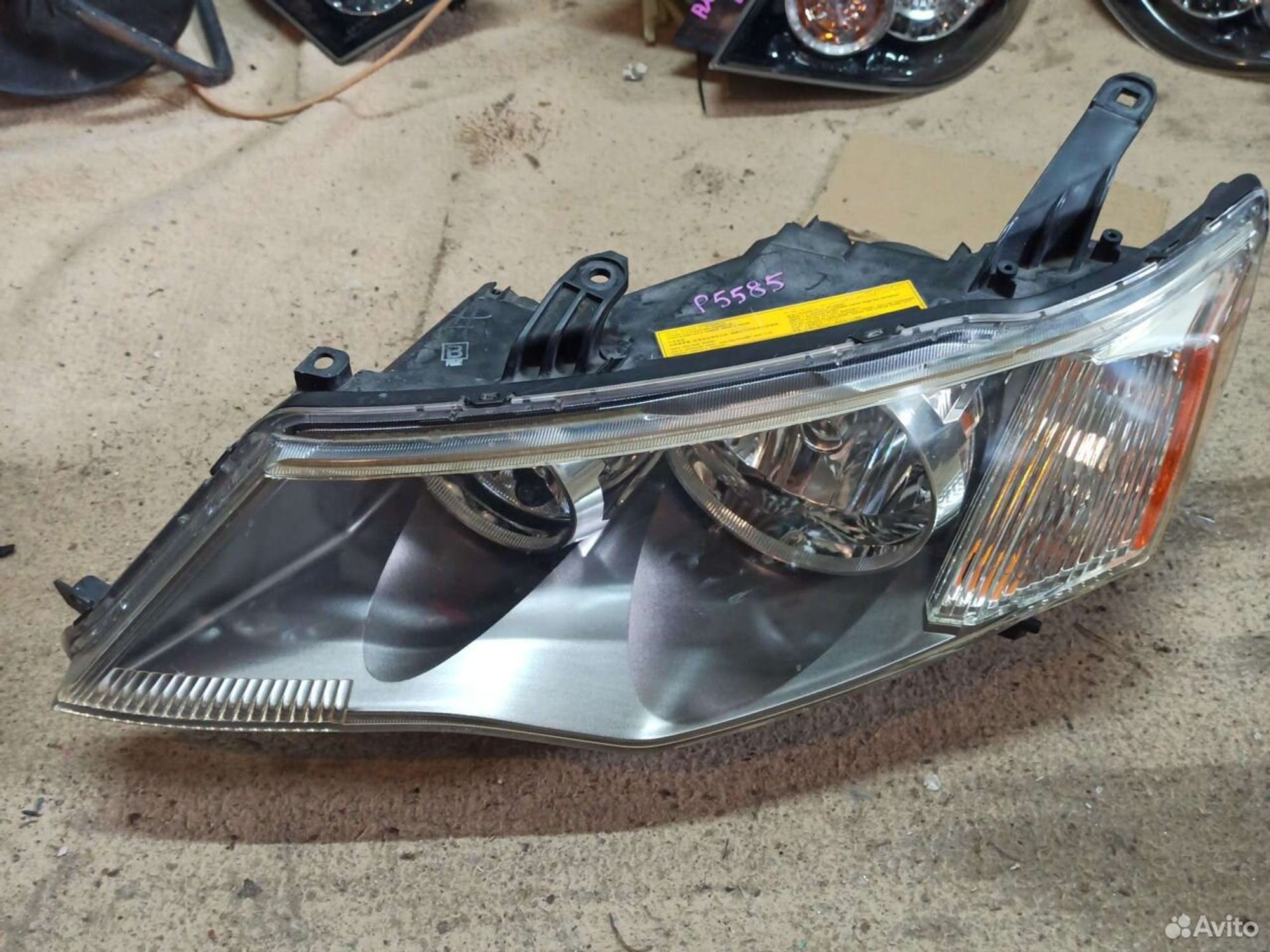 Фара левая Mitsubishi Outlander xl, 8000 рублей, Ленина